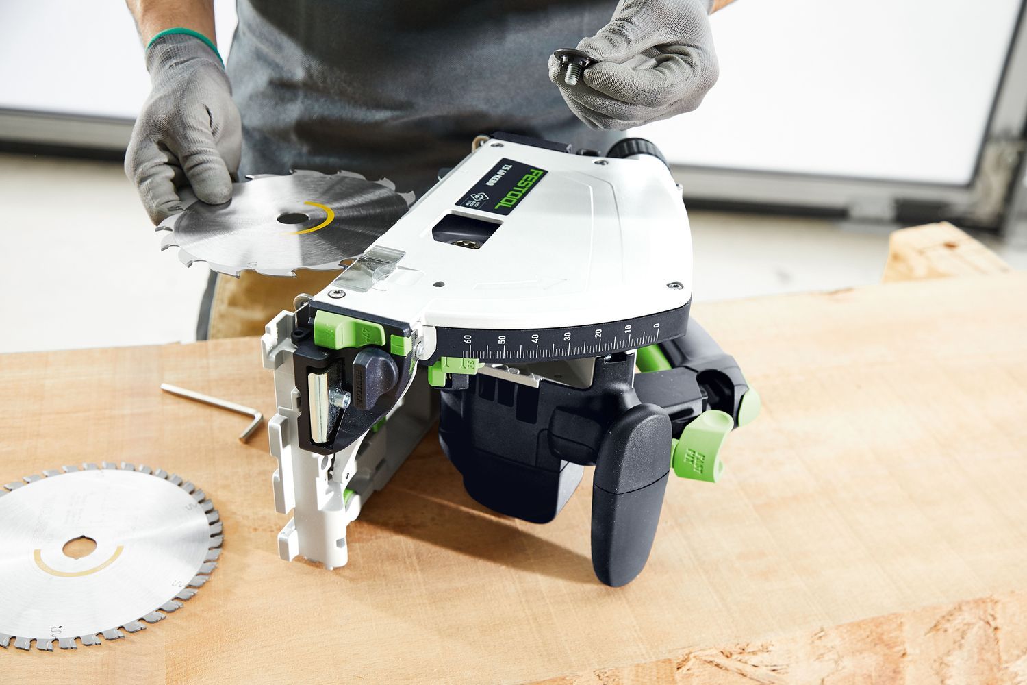 https://api.mastertools.nl/media/catalog/product/cache/4ac98b0d5e81b56bd000310ba88c60e0/d/o/down_hks_ts60k_576721_a_23a_b7d08f2a-6a6e-4f62-ae4a-1ecc3195c18b.jpg