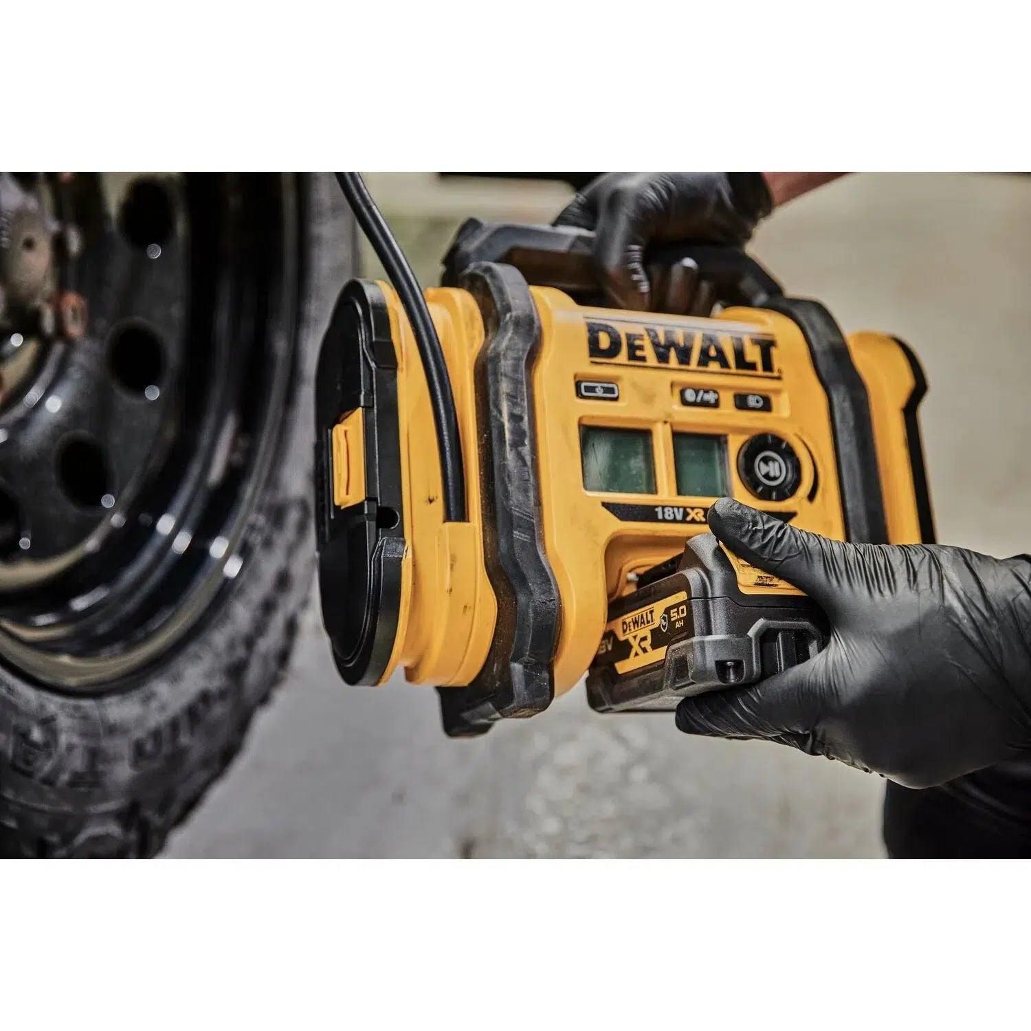 https://api.mastertools.nl/media/catalog/product/cache/4ac98b0d5e81b56bd000310ba88c60e0/e/c/ecomm_medium-dcc018n_a9.jpg