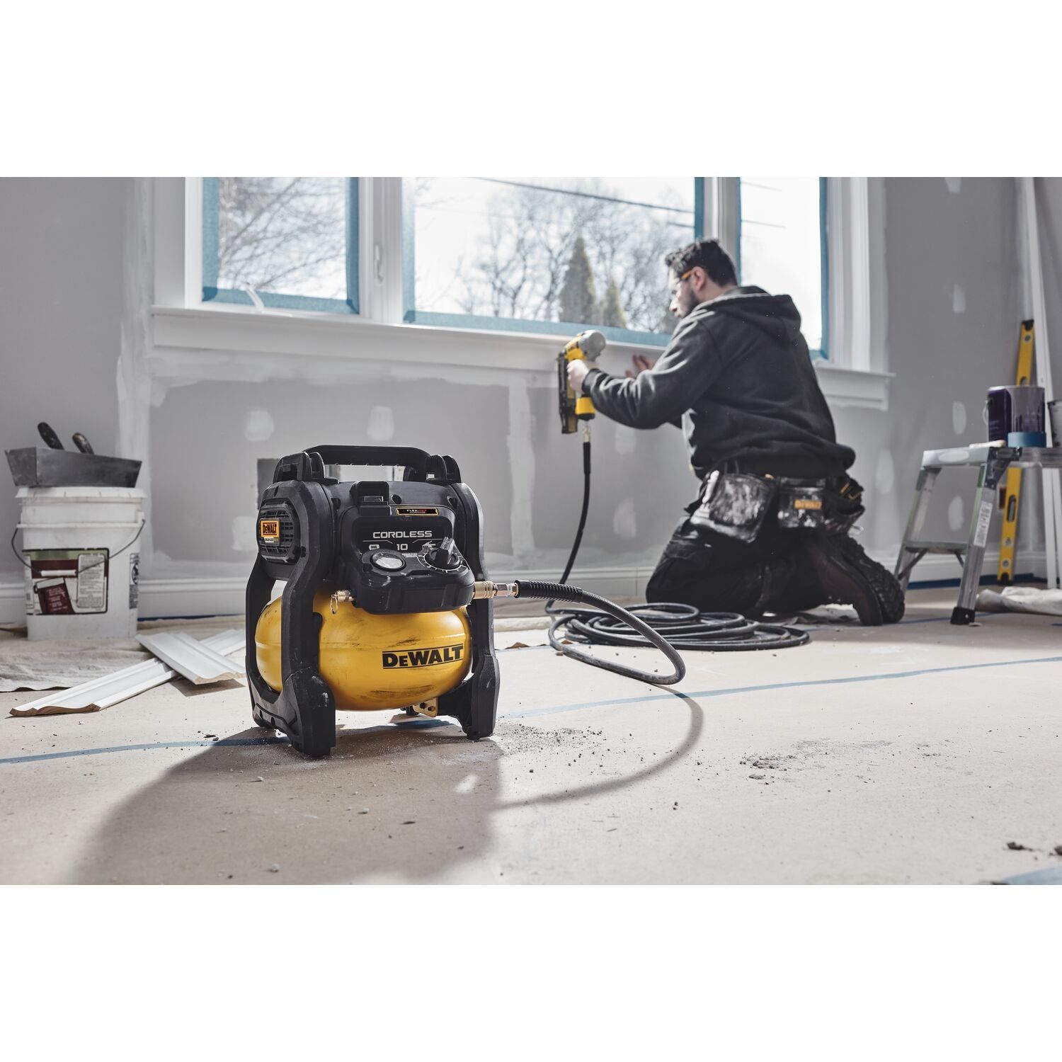 https://api.mastertools.nl/media/catalog/product/cache/4ac98b0d5e81b56bd000310ba88c60e0/e/c/ecomm_medium-dcc1018n_a3.jpg