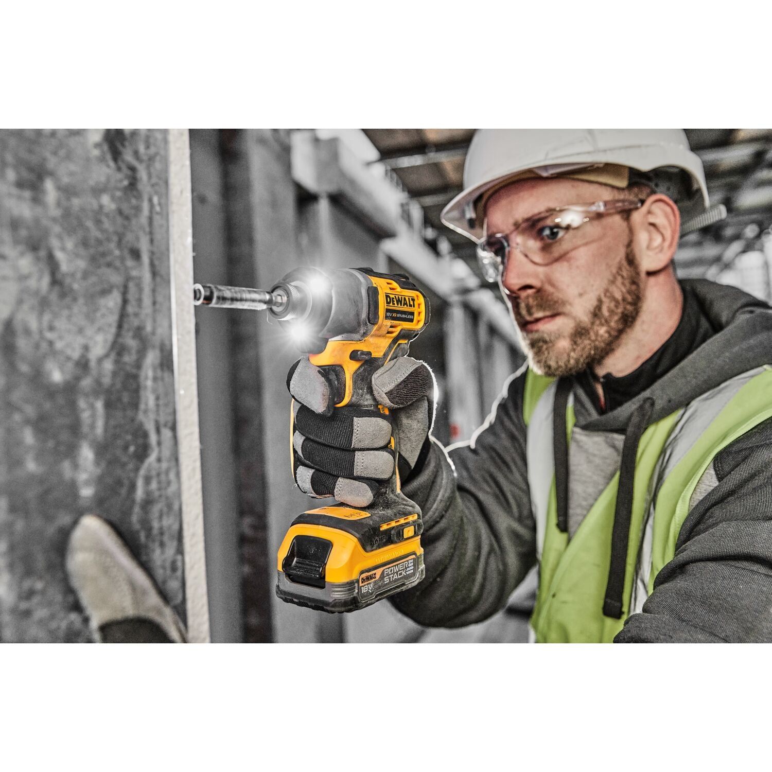 https://api.mastertools.nl/media/catalog/product/cache/4ac98b0d5e81b56bd000310ba88c60e0/e/c/ecomm_medium-dcf840n_a1.jpg