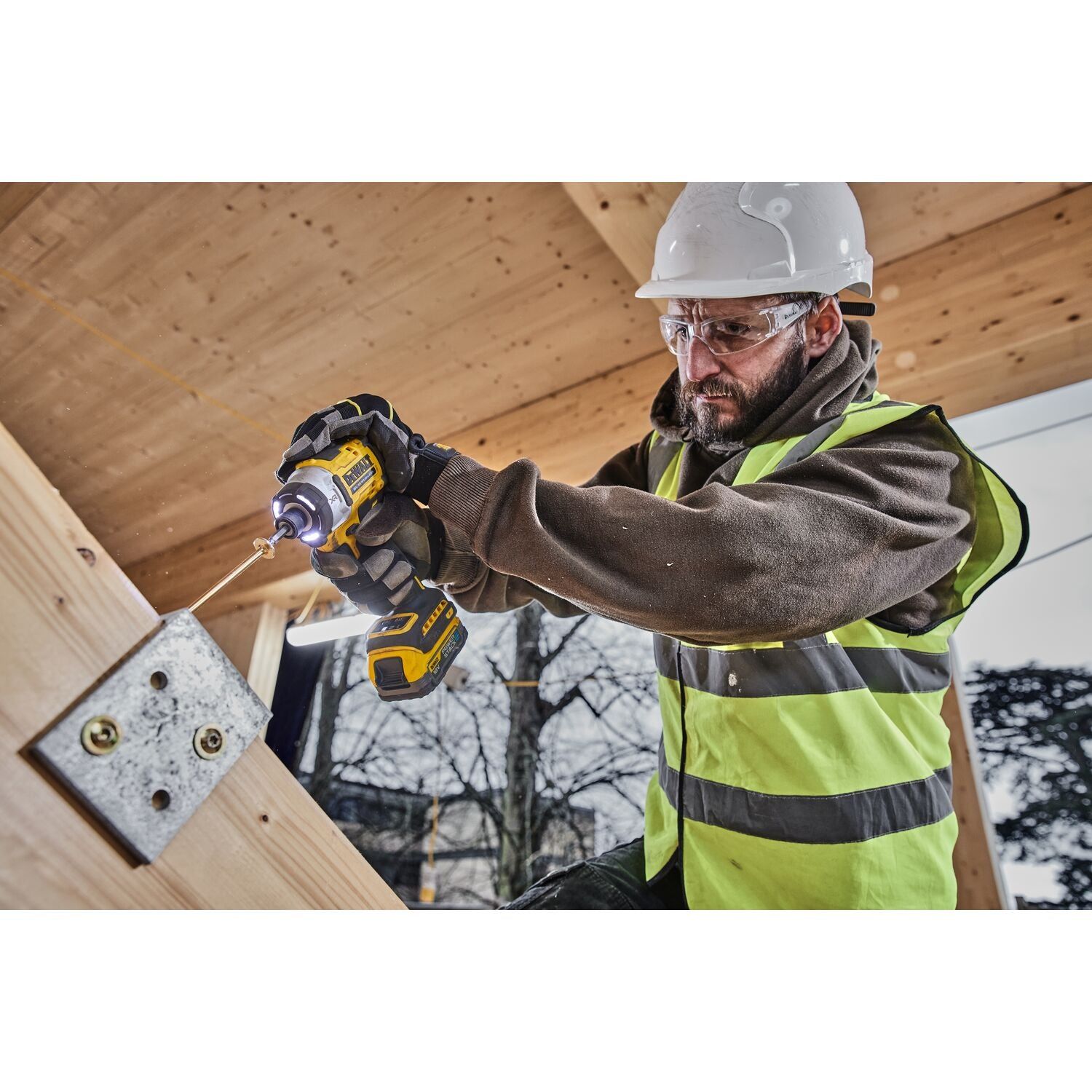 https://api.mastertools.nl/media/catalog/product/cache/4ac98b0d5e81b56bd000310ba88c60e0/e/c/ecomm_medium-dcf860nt_a3.jpg