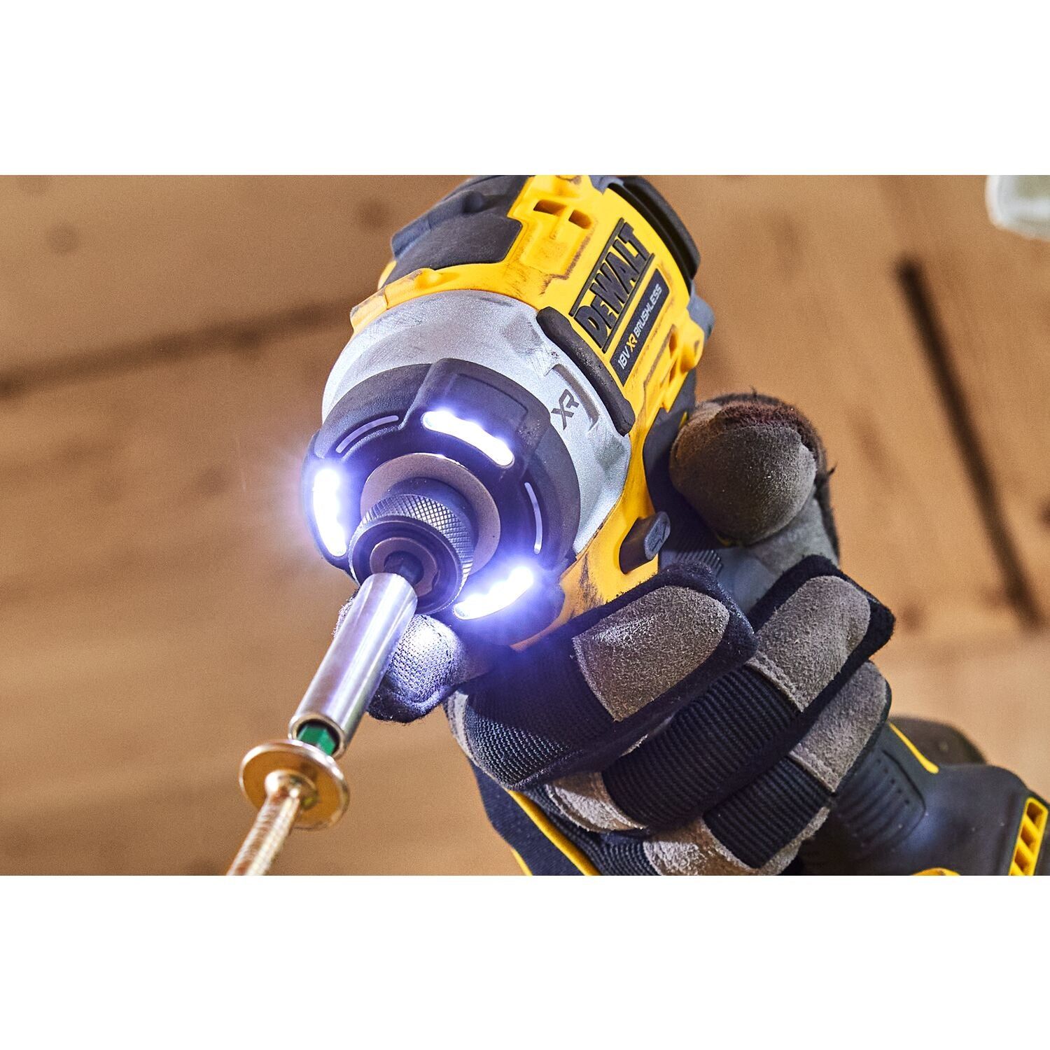 https://api.mastertools.nl/media/catalog/product/cache/4ac98b0d5e81b56bd000310ba88c60e0/e/c/ecomm_medium-dcf860nt_f3.jpg
