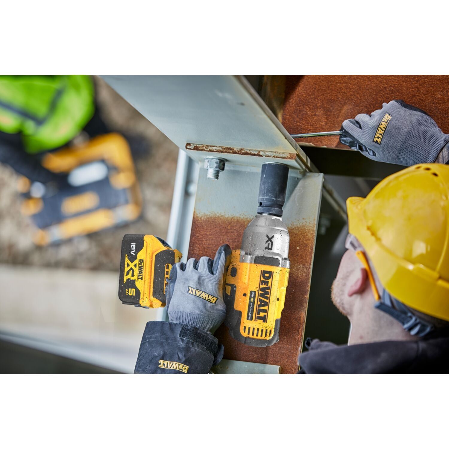 https://api.mastertools.nl/media/catalog/product/cache/4ac98b0d5e81b56bd000310ba88c60e0/e/c/ecomm_medium-dcf900n_a1.jpg