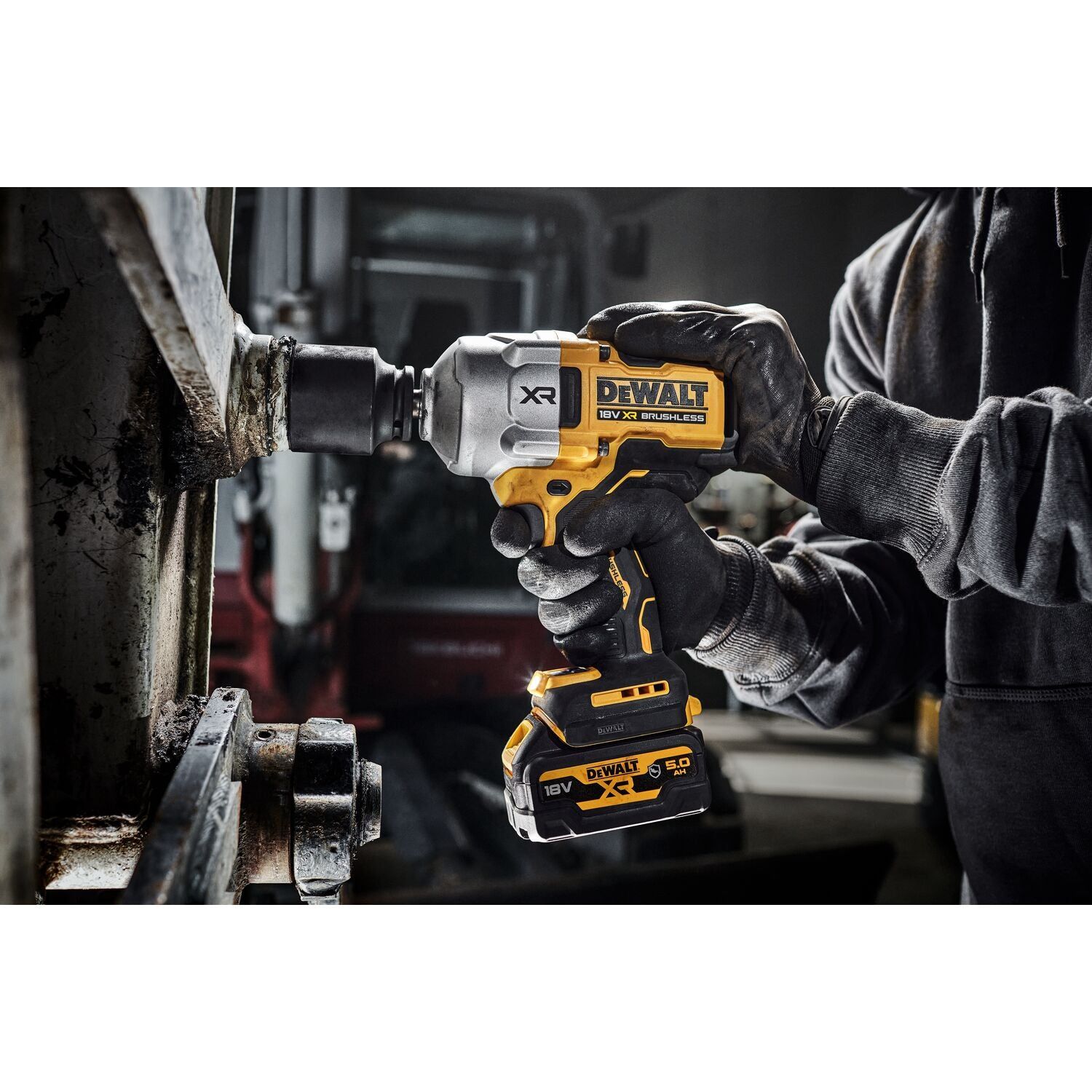 https://api.mastertools.nl/media/catalog/product/cache/4ac98b0d5e81b56bd000310ba88c60e0/e/c/ecomm_medium-dcf961n_a1.jpg