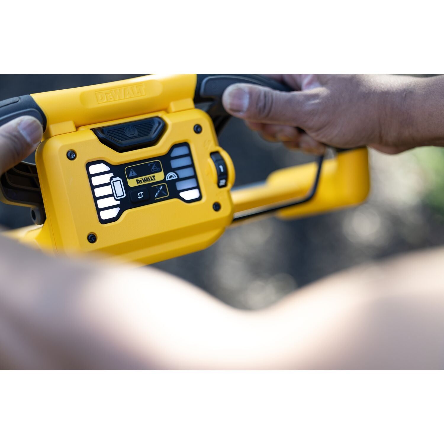 https://api.mastertools.nl/media/catalog/product/cache/4ac98b0d5e81b56bd000310ba88c60e0/e/c/ecomm_medium-dcmwsp550n_f4.jpg