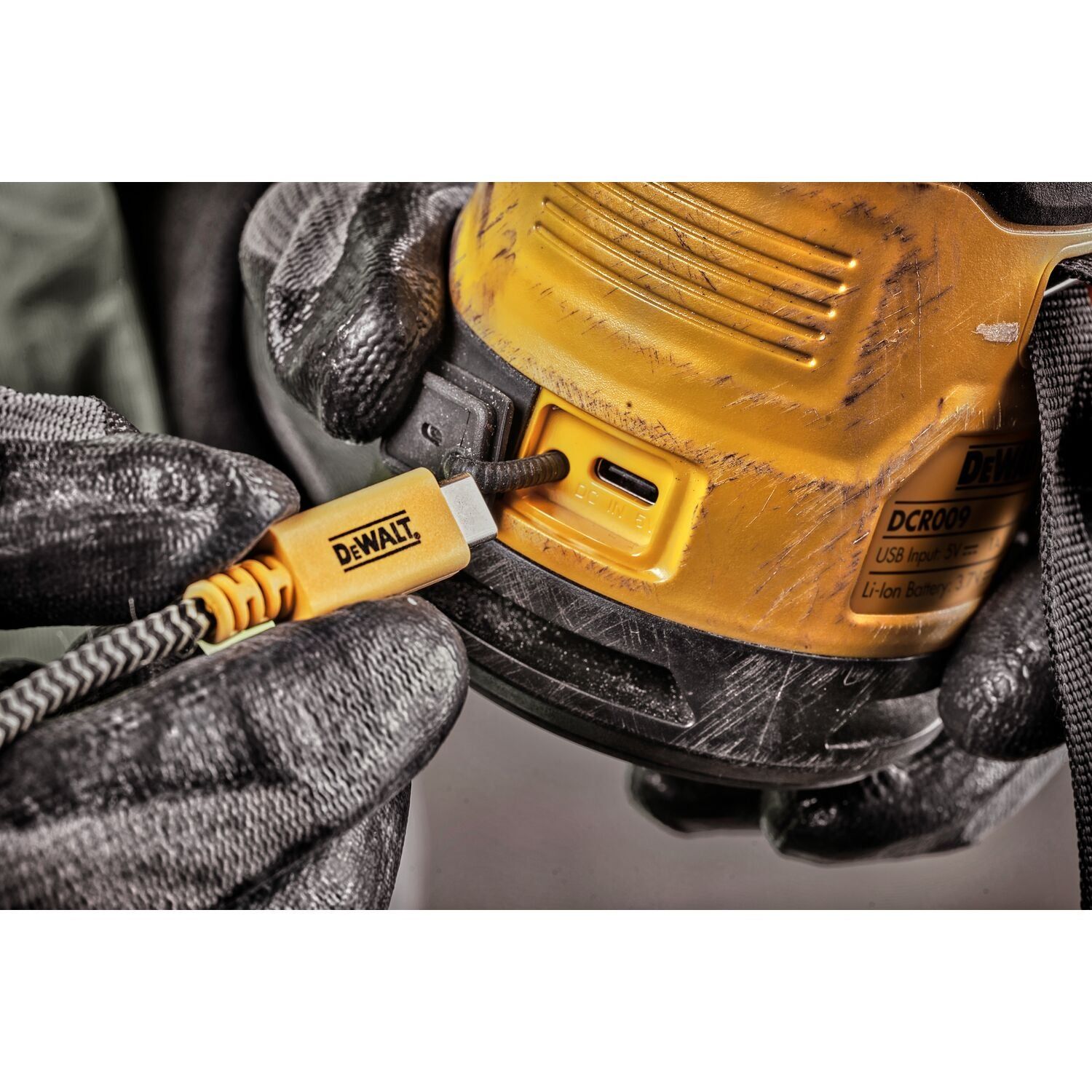 https://api.mastertools.nl/media/catalog/product/cache/4ac98b0d5e81b56bd000310ba88c60e0/e/c/ecomm_medium-dcr009_a4.jpg