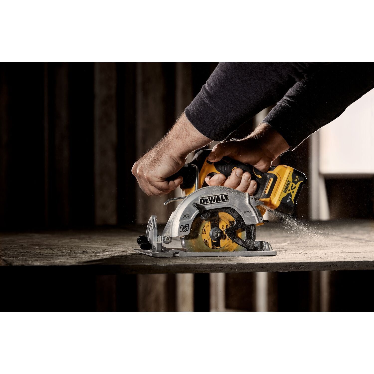 https://api.mastertools.nl/media/catalog/product/cache/4ac98b0d5e81b56bd000310ba88c60e0/e/c/ecomm_medium-dcs512n_a2.jpg