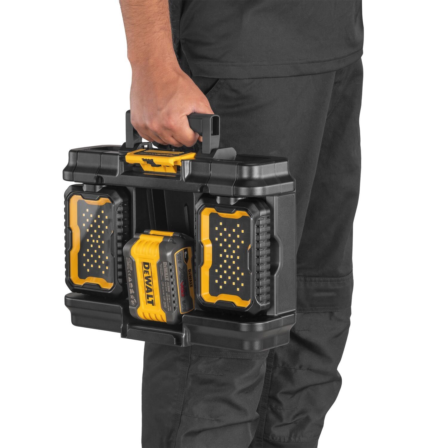 https://api.mastertools.nl/media/catalog/product/cache/4ac98b0d5e81b56bd000310ba88c60e0/e/c/ecomm_medium-dwst08061-1_f2.jpg