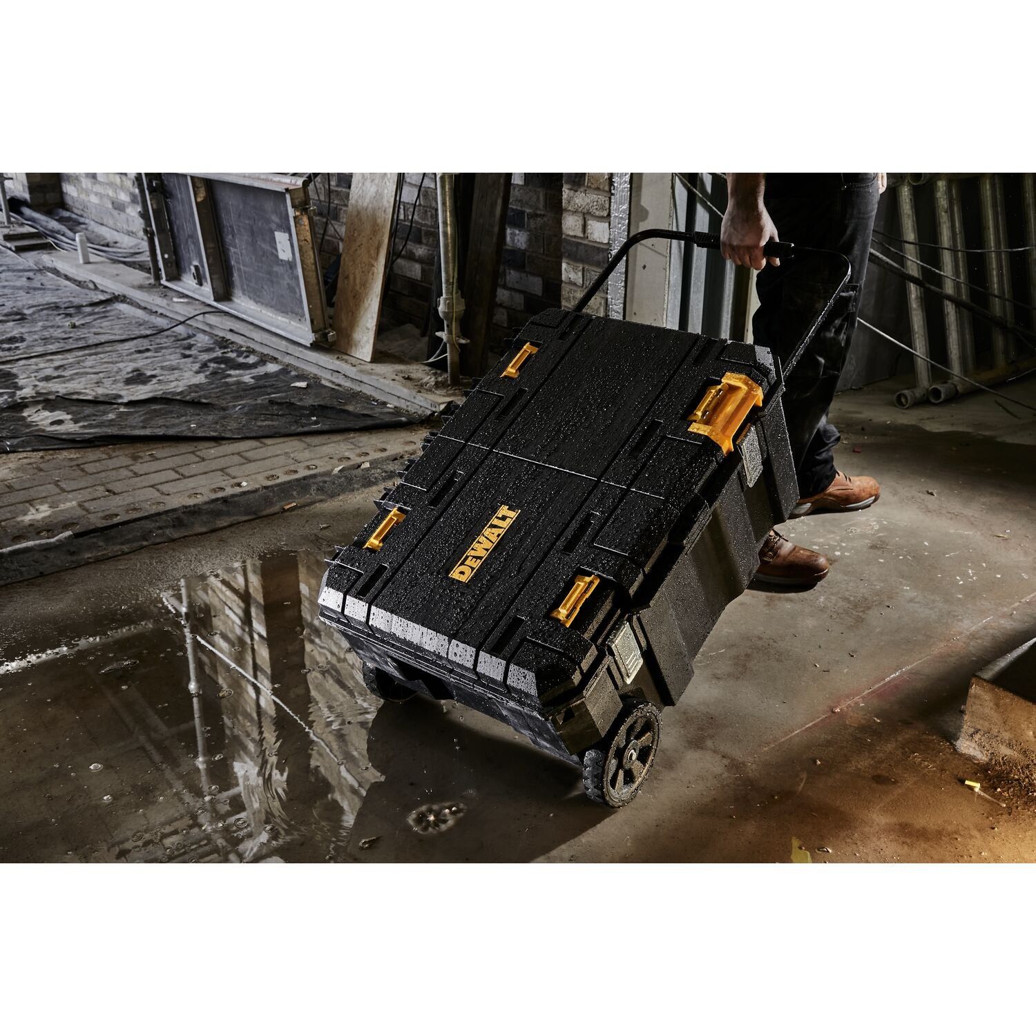 https://api.mastertools.nl/media/catalog/product/cache/4ac98b0d5e81b56bd000310ba88c60e0/e/c/ecomm_medium-dwst17871-1_a5.jpg