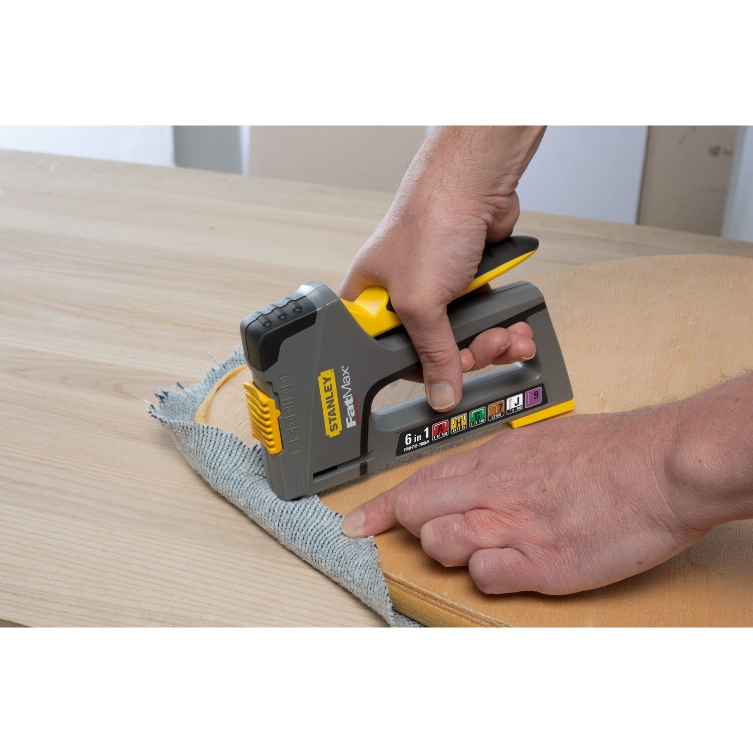 https://api.mastertools.nl/media/catalog/product/cache/4ac98b0d5e81b56bd000310ba88c60e0/e/c/ecomm_medium-fmht6-70868_a14.jpg