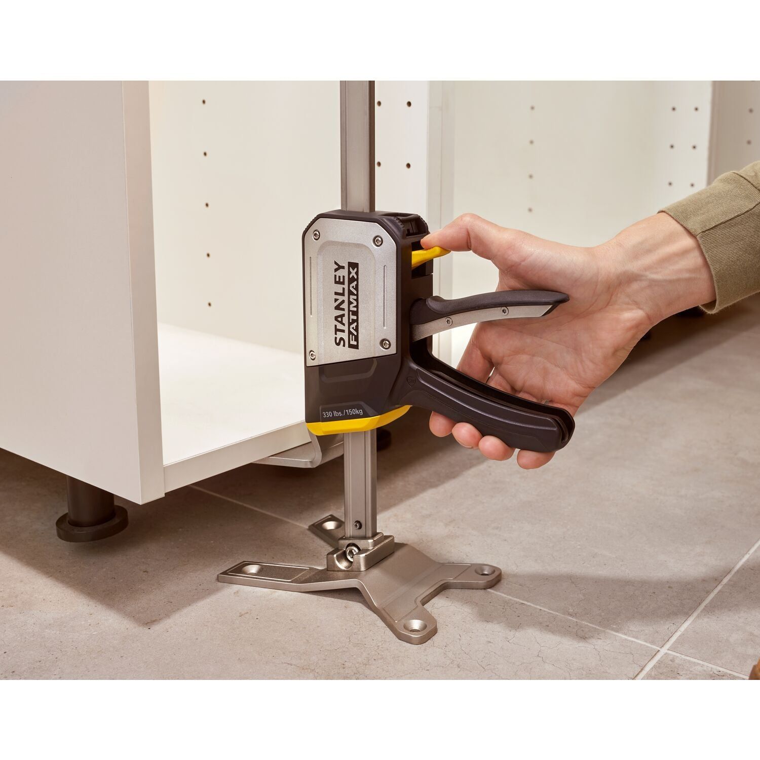 https://api.mastertools.nl/media/catalog/product/cache/4ac98b0d5e81b56bd000310ba88c60e0/e/c/ecomm_medium-fmht83550-1_f1.jpg