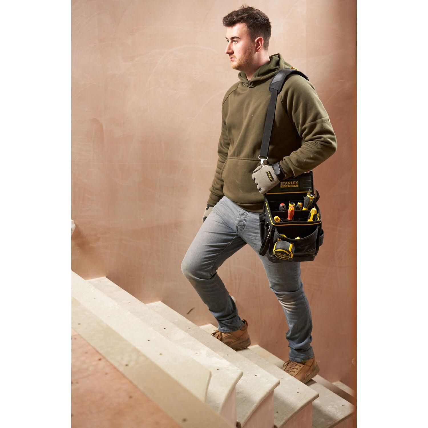 https://api.mastertools.nl/media/catalog/product/cache/4ac98b0d5e81b56bd000310ba88c60e0/e/c/ecomm_medium-fmst17624-1_a6.jpg