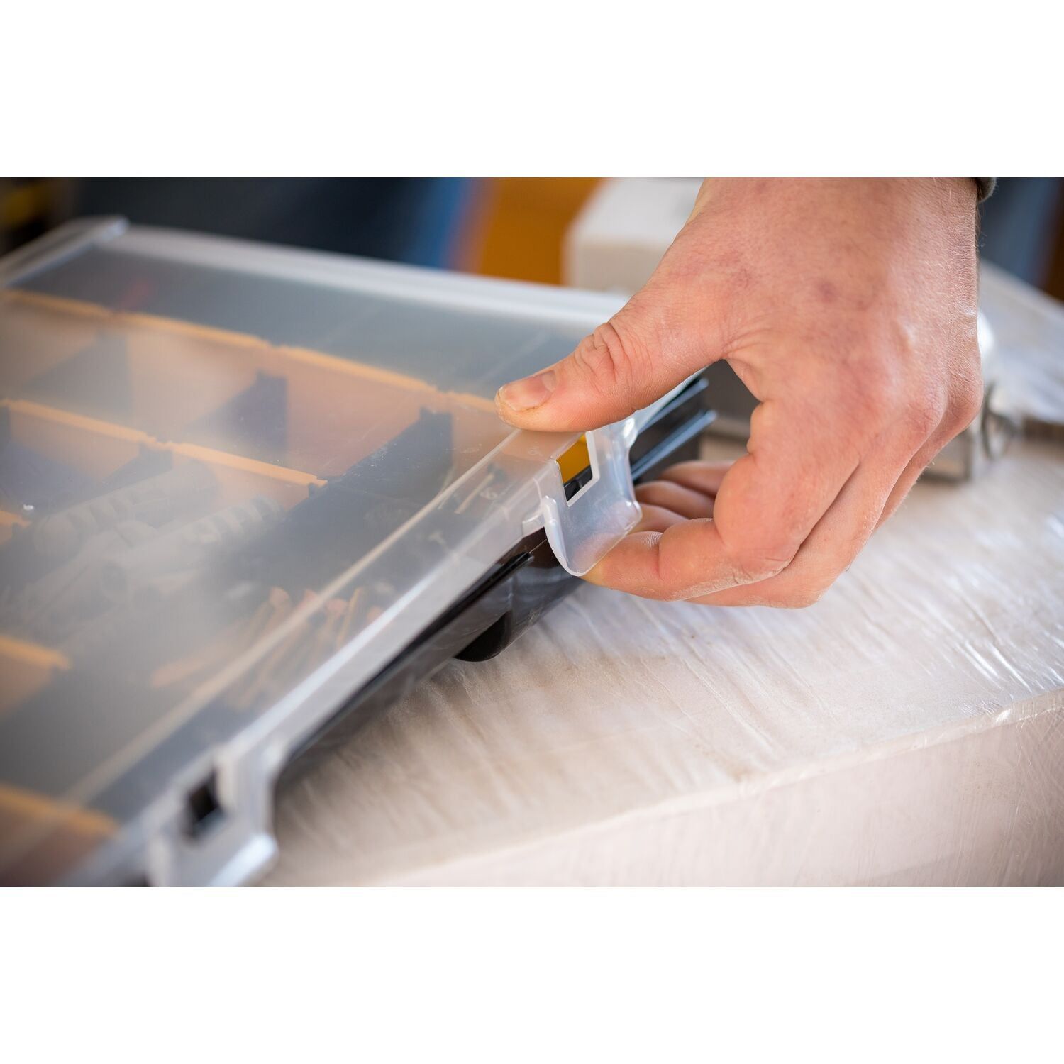 https://api.mastertools.nl/media/catalog/product/cache/4ac98b0d5e81b56bd000310ba88c60e0/e/c/ecomm_medium-stst81681-1_a2.jpg