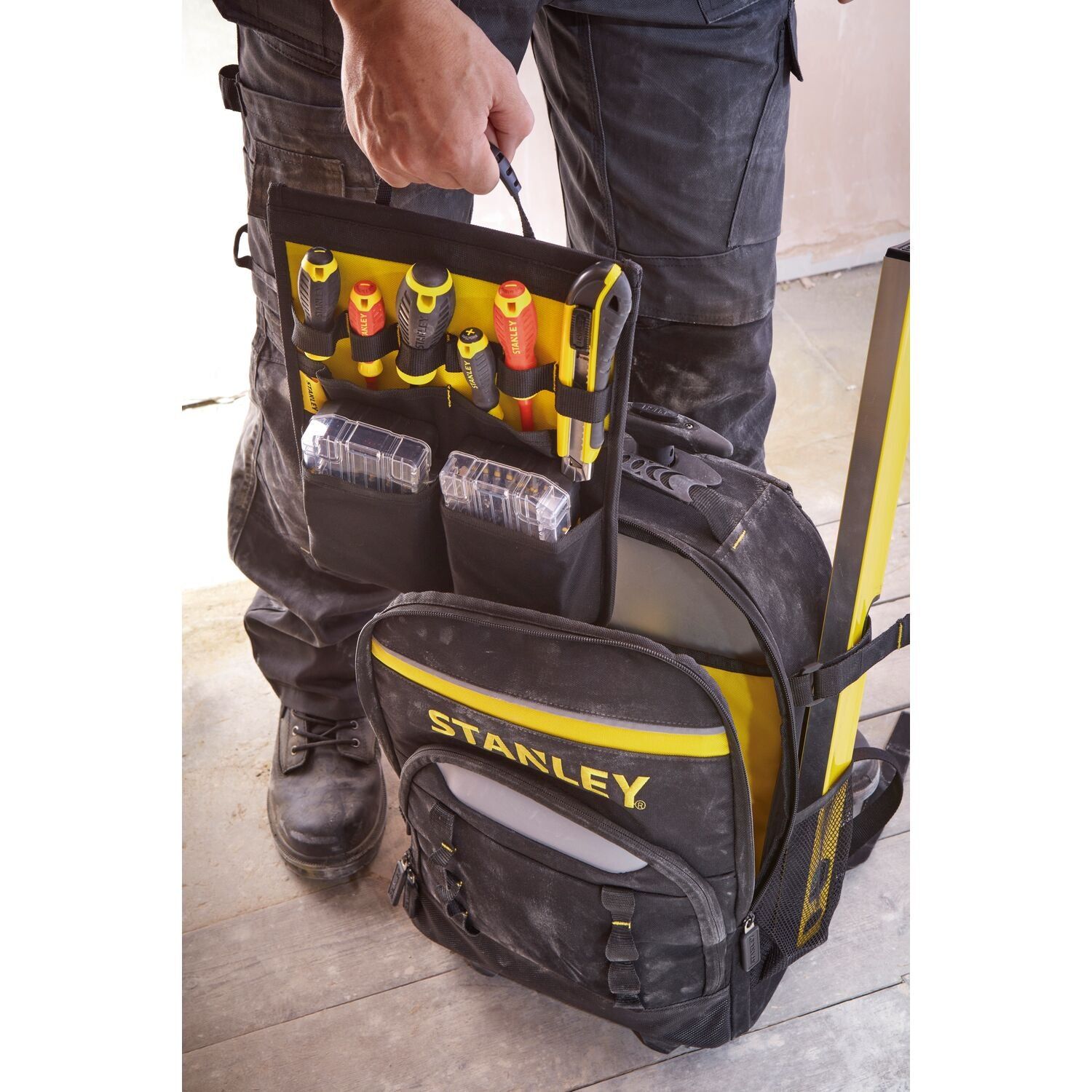 https://api.mastertools.nl/media/catalog/product/cache/4ac98b0d5e81b56bd000310ba88c60e0/e/c/ecomm_medium-stst83307-1_a3.jpg