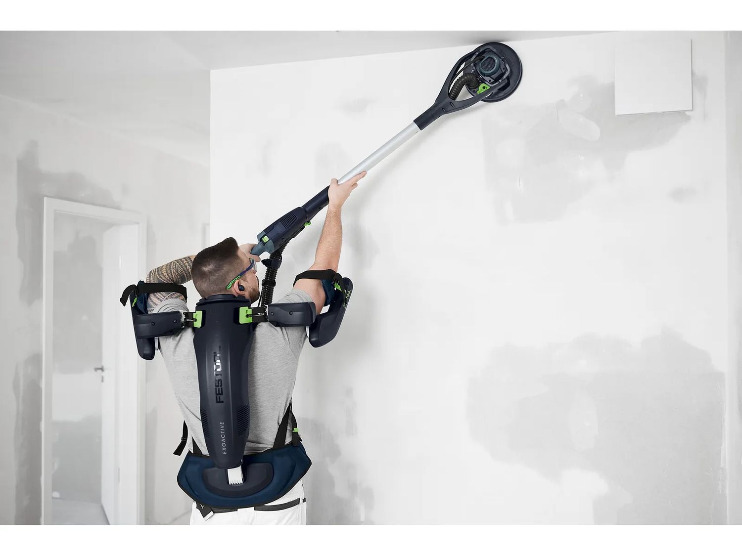 https://api.mastertools.nl/media/catalog/product/cache/4ac98b0d5e81b56bd000310ba88c60e0/e/x/exo_exo18_577339_a_29a_1600_1200.jpg