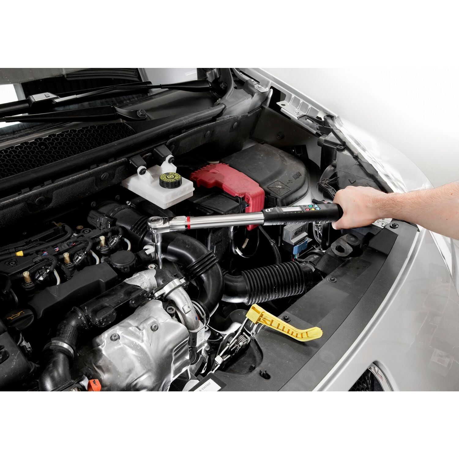 https://api.mastertools.nl/media/catalog/product/cache/4ac98b0d5e81b56bd000310ba88c60e0/f/a/facom-elektronische-momentsleutel-koppelhoek-met-12-ratel-200nm-e_316a200s-3148518534925-mastertools_nl-6.jpg