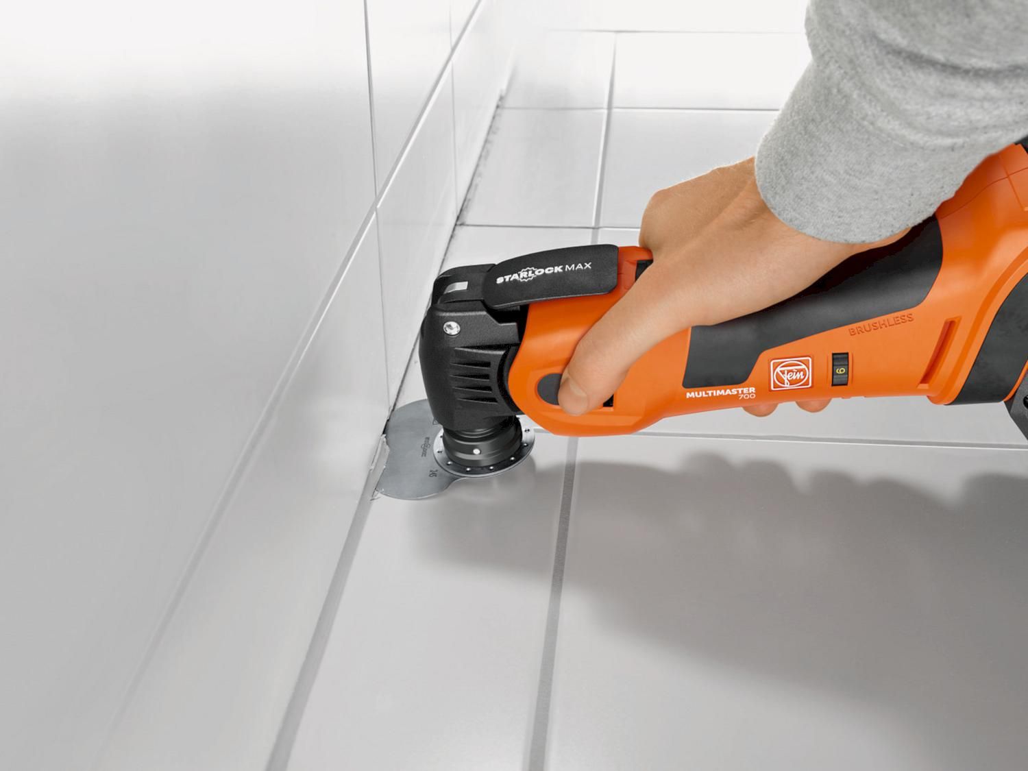 https://api.mastertools.nl/media/catalog/product/cache/4ac98b0d5e81b56bd000310ba88c60e0/f/e/fein-multimaster-amm700-max-accu-multitool-18v-ampshare-71293662000-4014586895284-mastertools_nl-11.jpg
