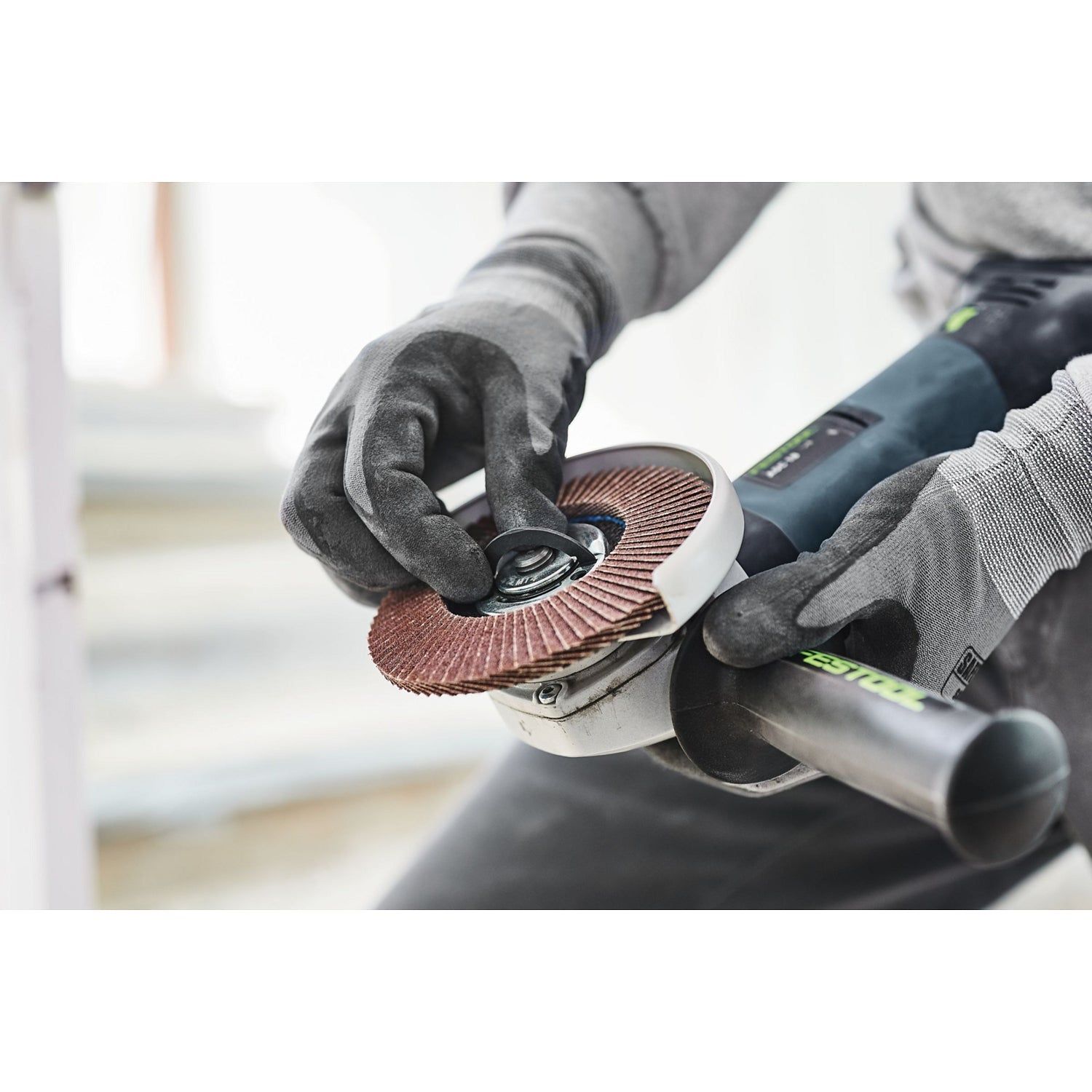 https://api.mastertools.nl/media/catalog/product/cache/4ac98b0d5e81b56bd000310ba88c60e0/f/e/festool-agc-18-125-eb-basic-50-accu-haakse-slijper-18v-5_0ah-in-systainer-577031-4014549391365-mastertools_nl-7.jpg