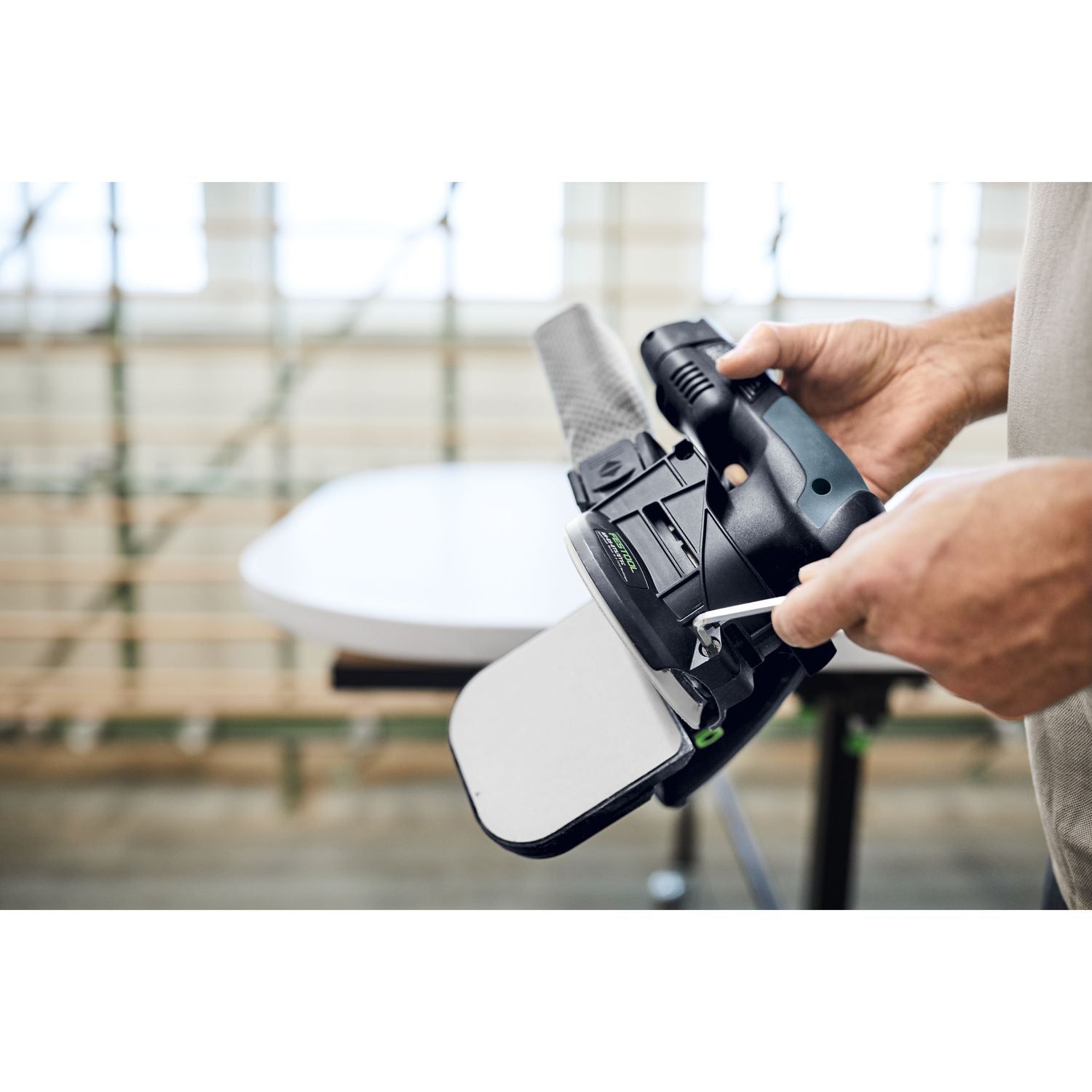 https://api.mastertools.nl/media/catalog/product/cache/4ac98b0d5e81b56bd000310ba88c60e0/f/e/festool-ah-es-etsetsc-haakse-hulpstuk-205316-4014549371961-mastertools_nl-4_080b8688-53a8-4837-8a17-18d4ff06c8a0.jpg