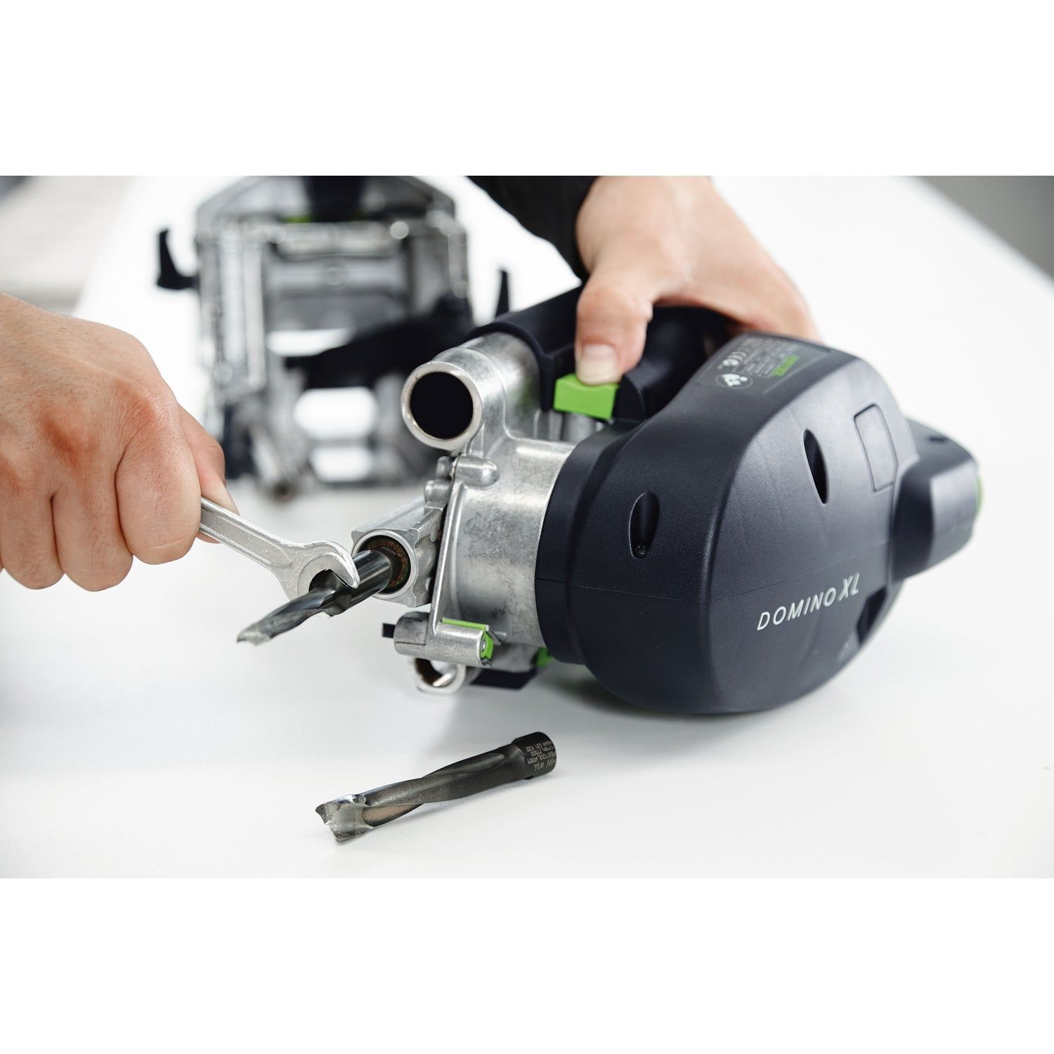 https://api.mastertools.nl/media/catalog/product/cache/4ac98b0d5e81b56bd000310ba88c60e0/f/e/festool-d-8-nl-50-hw-df-700-domino-frees-497868-4014549155042-mastertools_nl-2.jpg