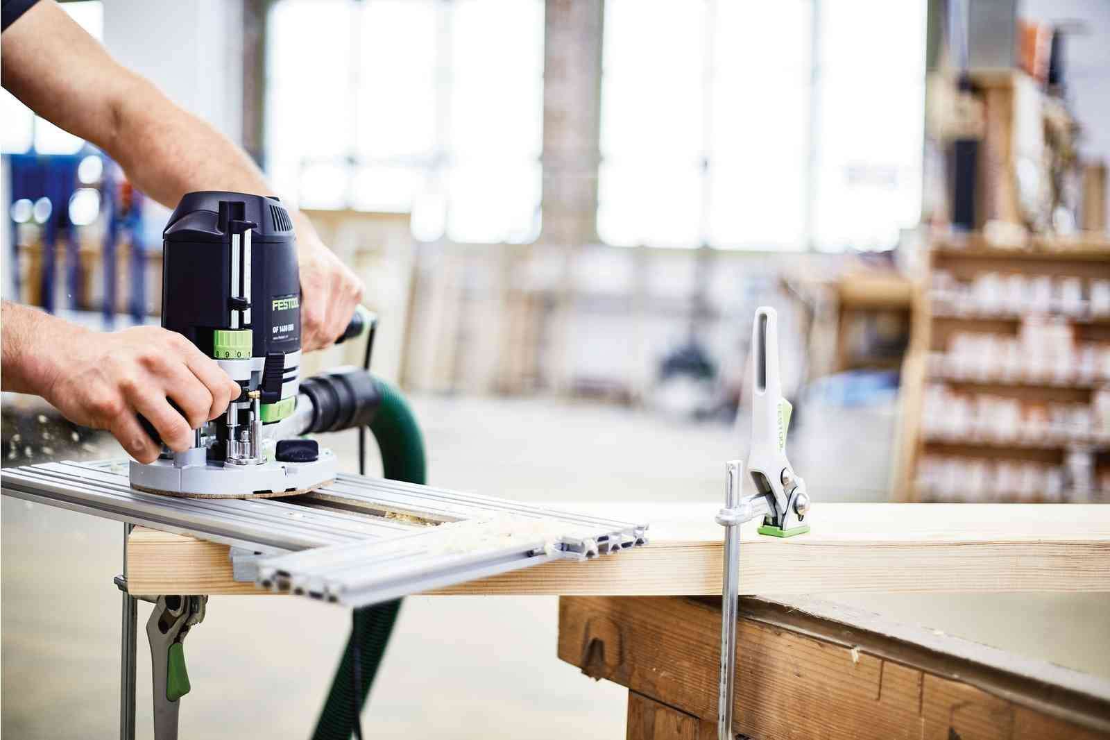 https://api.mastertools.nl/media/catalog/product/cache/4ac98b0d5e81b56bd000310ba88c60e0/f/e/festool-freessjabloon-mfs-700-492611-4014549034019-mastertools_nl-3.jpg
