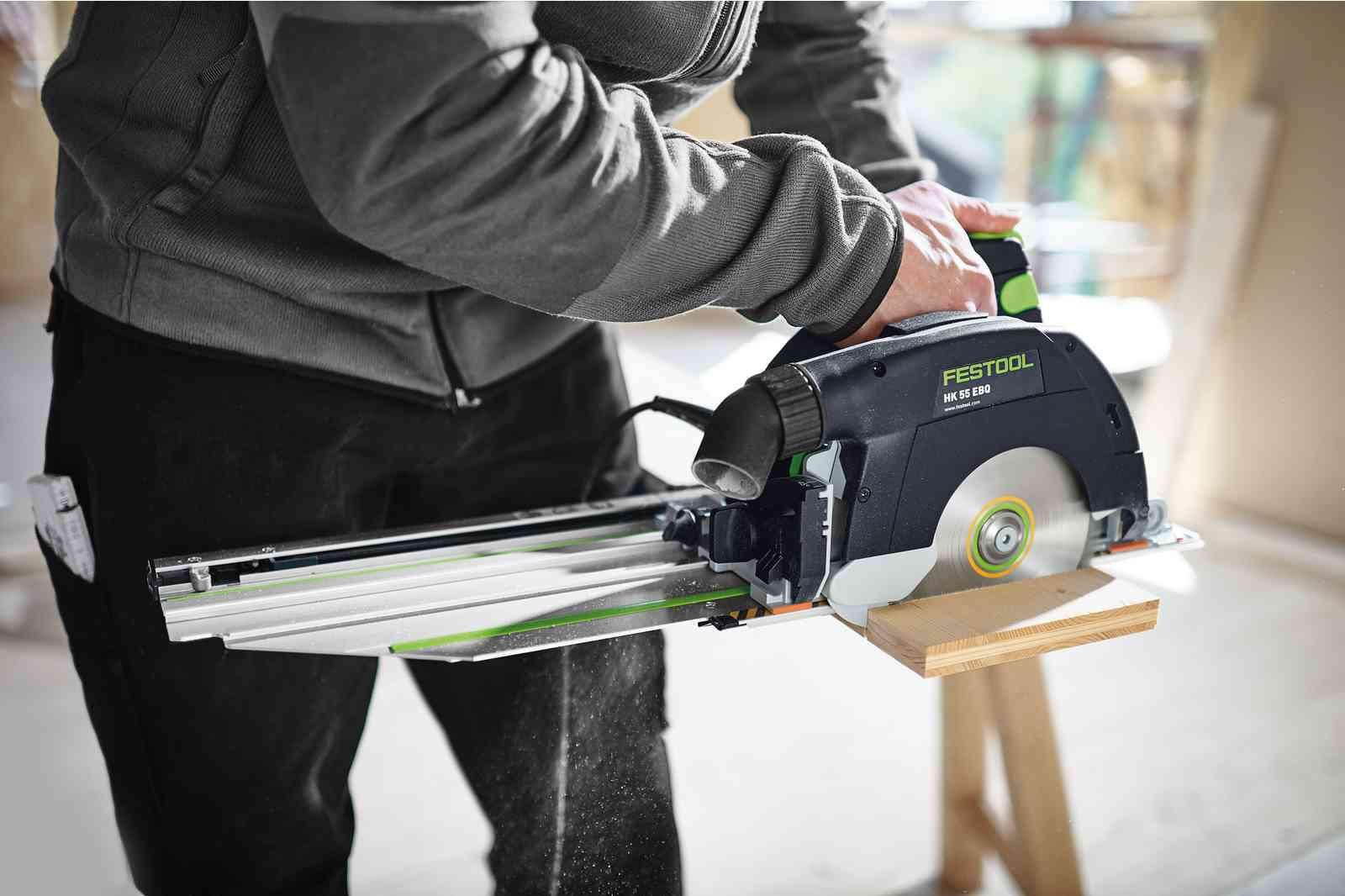 https://api.mastertools.nl/media/catalog/product/cache/4ac98b0d5e81b56bd000310ba88c60e0/f/e/festool-handcirkelzaag-hk-55-ebq-plus-fs-576126-4014549359174-mastertools_nl-3.jpg