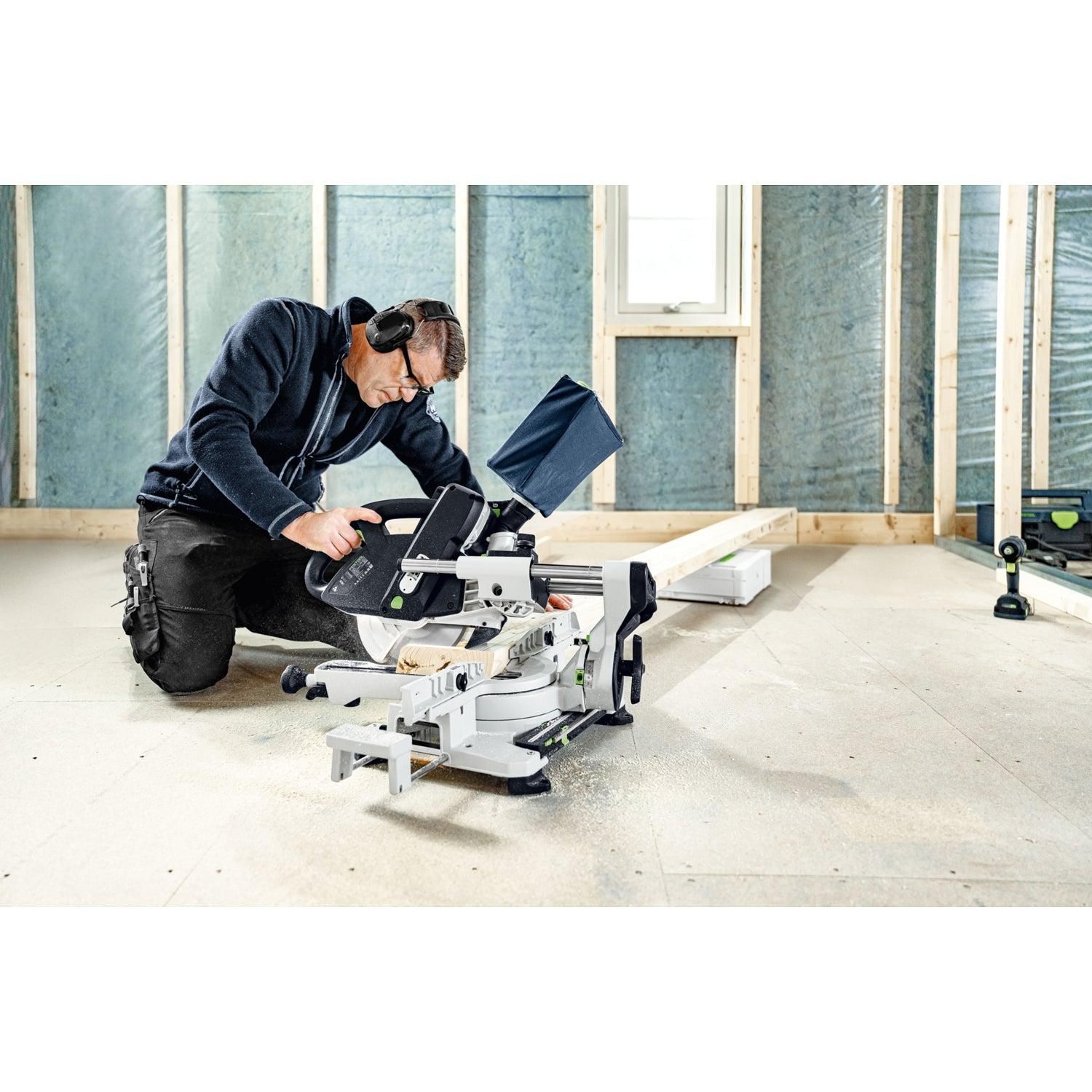 https://api.mastertools.nl/media/catalog/product/cache/4ac98b0d5e81b56bd000310ba88c60e0/f/e/festool-ksc-60-eb-basic-kapex-accu-afkortzaag-18v-577775-4014549420164-mastertools_nl-19.jpg