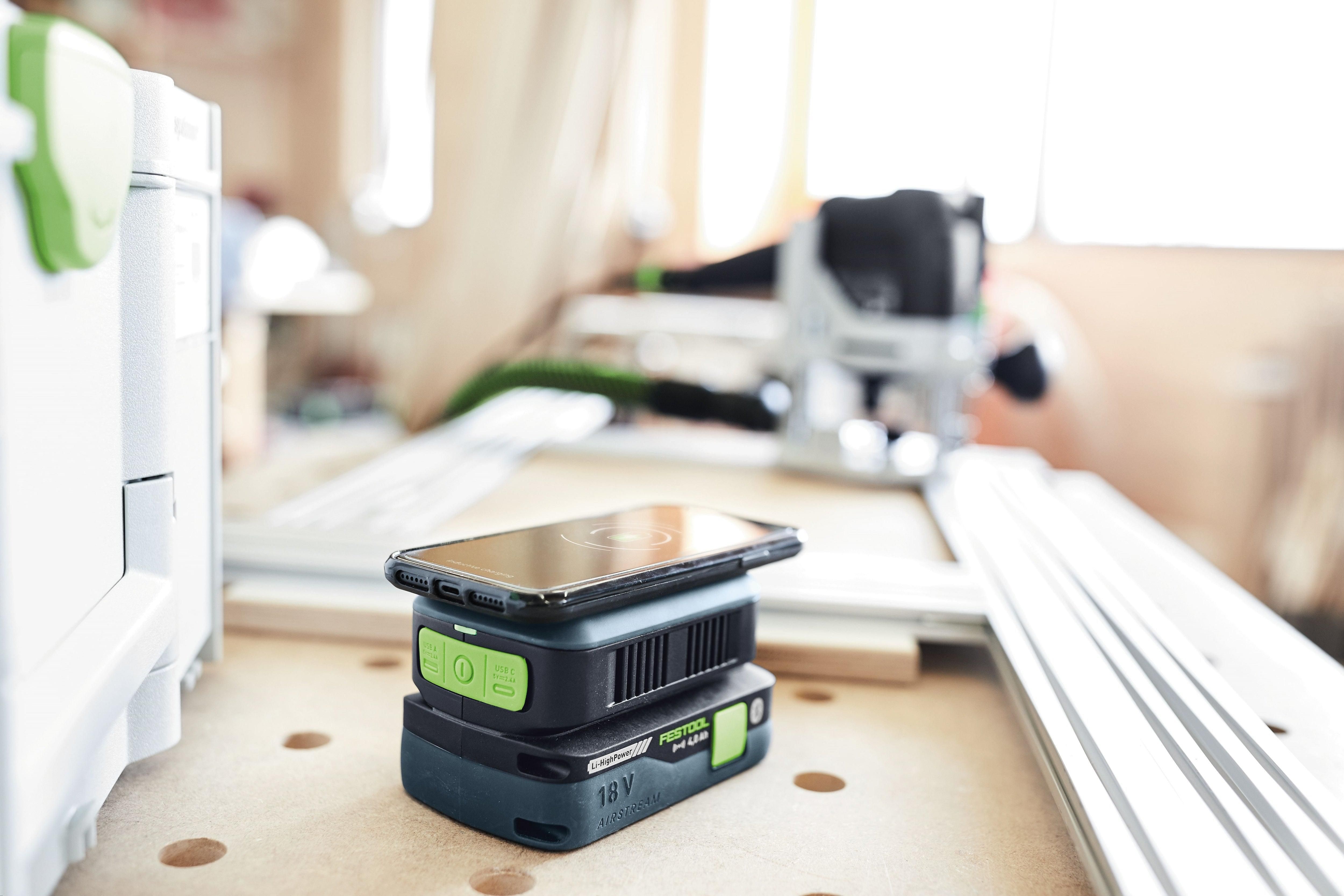 https://api.mastertools.nl/media/catalog/product/cache/4ac98b0d5e81b56bd000310ba88c60e0/f/e/festool-phc-18-telefoonoplader-577155-4014549399637-mastertools_nl-5.jpg