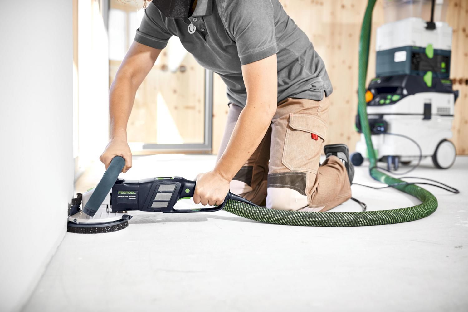 https://api.mastertools.nl/media/catalog/product/cache/4ac98b0d5e81b56bd000310ba88c60e0/f/e/festool-rg-130-eci-plus-renovatieslijpmachine-1600w-in-systainer-577045-4014549391617-mastertools_nl-4.jpg