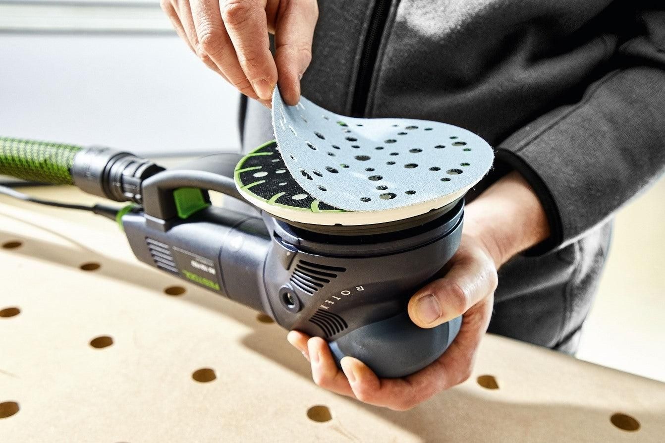 https://api.mastertools.nl/media/catalog/product/cache/4ac98b0d5e81b56bd000310ba88c60e0/f/e/festool-ro-150-feq-excenterschuurmachine-o150mm-575066-4014549286371-mastertools_nl-2.jpg
