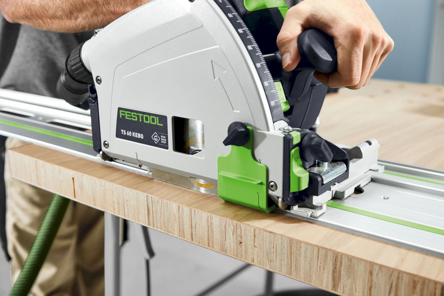 https://api.mastertools.nl/media/catalog/product/cache/4ac98b0d5e81b56bd000310ba88c60e0/f/e/festool-sp-ts-605-splinterbescherming-577288-4014549404805-mastertools_nl-2.jpg