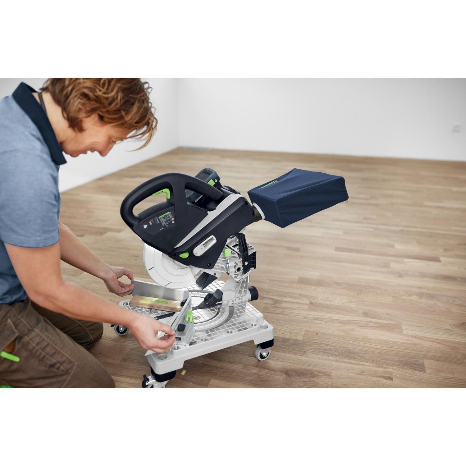 https://api.mastertools.nl/media/catalog/product/cache/4ac98b0d5e81b56bd000310ba88c60e0/f/e/festool-symc-70-40-ebi-plus-symmetric-accu-plintenzaag-18v-4_0ah-577464-4014549410462-mastertools_nl-27.jpg