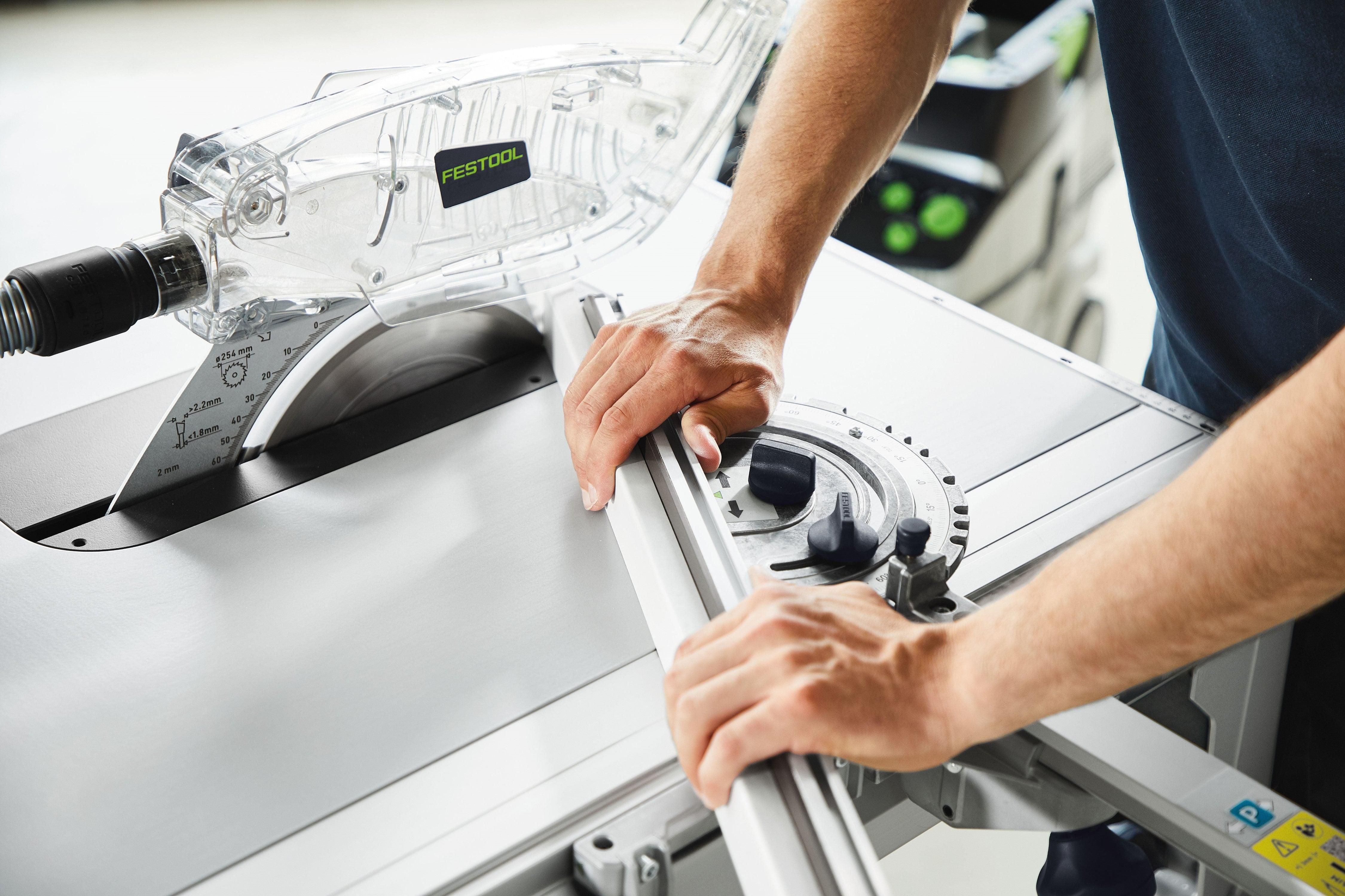 https://api.mastertools.nl/media/catalog/product/cache/4ac98b0d5e81b56bd000310ba88c60e0/f/e/festool-tks-80-ebs-set-zaagtafel-575828-4014549362648-mastertools_nl-8.jpg
