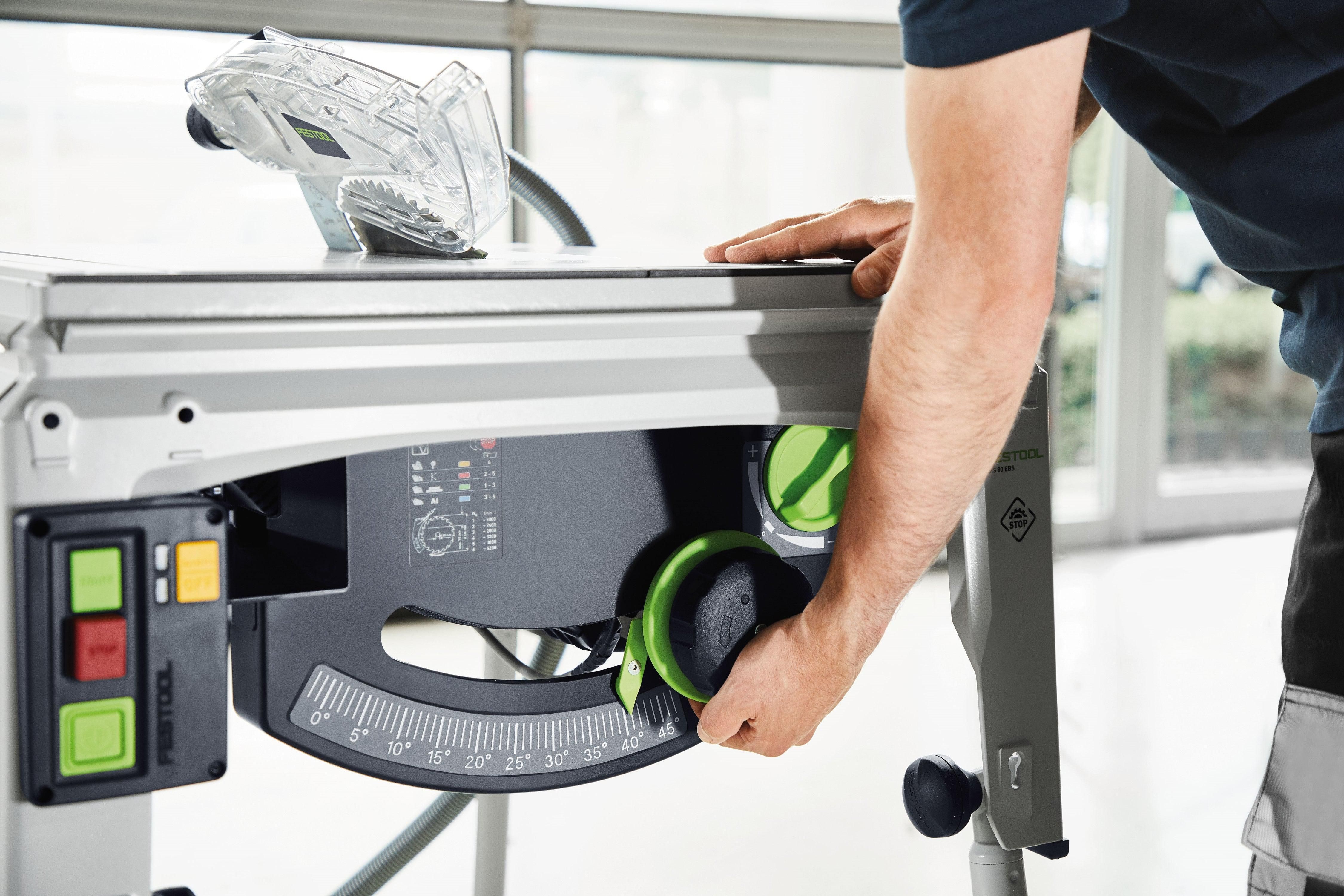 https://api.mastertools.nl/media/catalog/product/cache/4ac98b0d5e81b56bd000310ba88c60e0/f/e/festool-tks-80-ebs-set-zaagtafel-575828-4014549362648-mastertools_nl-9.jpg