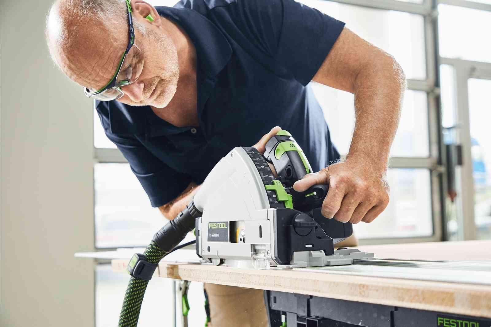https://api.mastertools.nl/media/catalog/product/cache/4ac98b0d5e81b56bd000310ba88c60e0/f/e/festool-ts-55-febq-plus-fs-invalzaag-in-systainer-met-fs-14002-geleiderail-577010-4014549394588-mastertools_nl-6.jpg