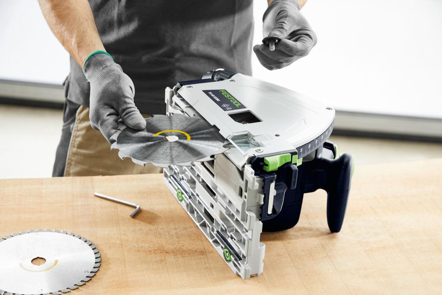 https://api.mastertools.nl/media/catalog/product/cache/4ac98b0d5e81b56bd000310ba88c60e0/f/e/festool-ts-60-kebq-plus-invalzaag-in-systainer-576721-4014549373620-mastertools_nl-6.jpg