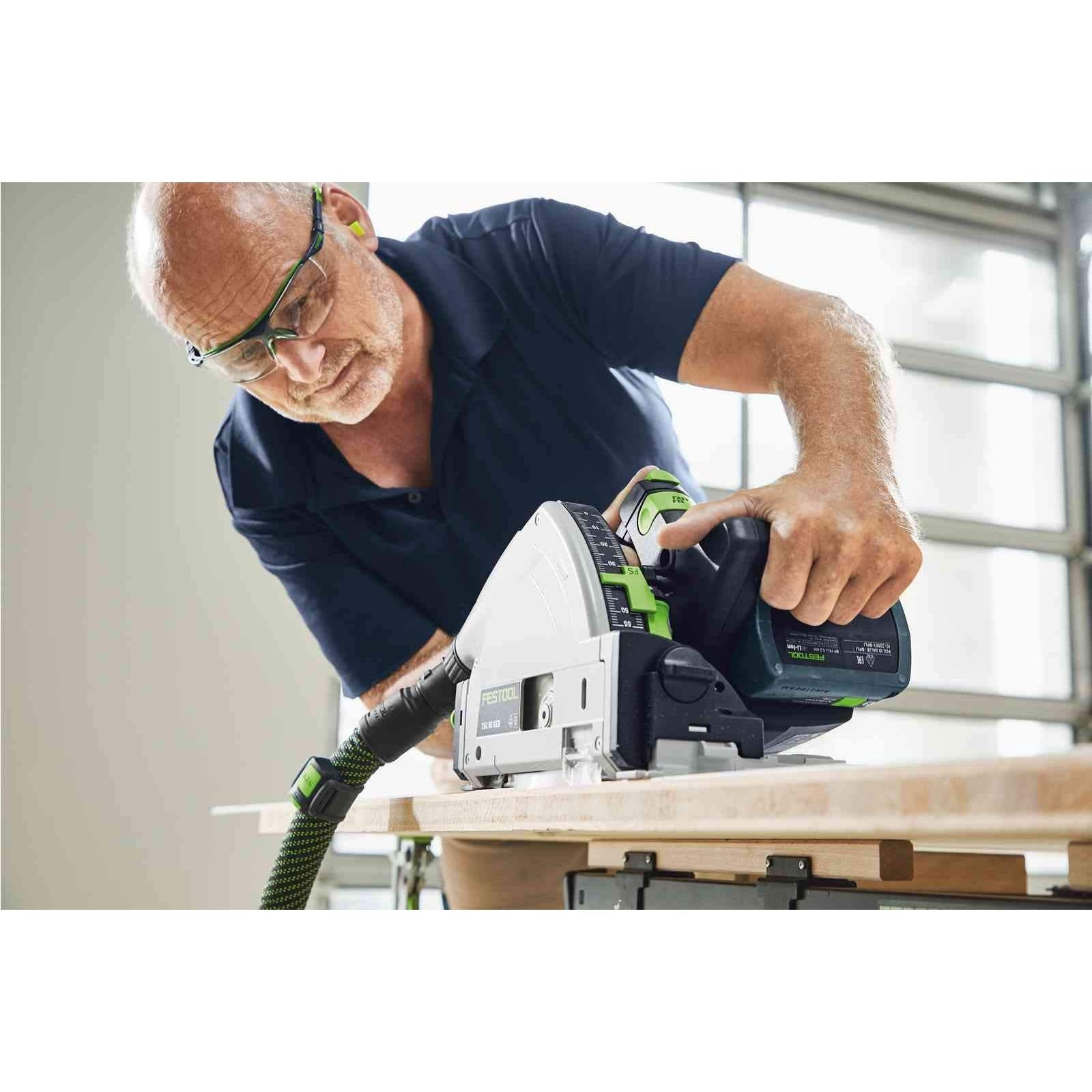 https://api.mastertools.nl/media/catalog/product/cache/4ac98b0d5e81b56bd000310ba88c60e0/f/e/festool-tsc-55-keb-basic-accu-invalzaag-in-systainer-576712-4014549373514-mastertools_nl-8.jpg