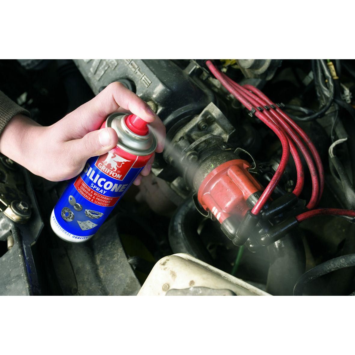 https://api.mastertools.nl/media/catalog/product/cache/4ac98b0d5e81b56bd000310ba88c60e0/g/r/griffon-siliconenspray-hr260-300ml-1233406-8710439919164-mastertools_nl-2.jpg