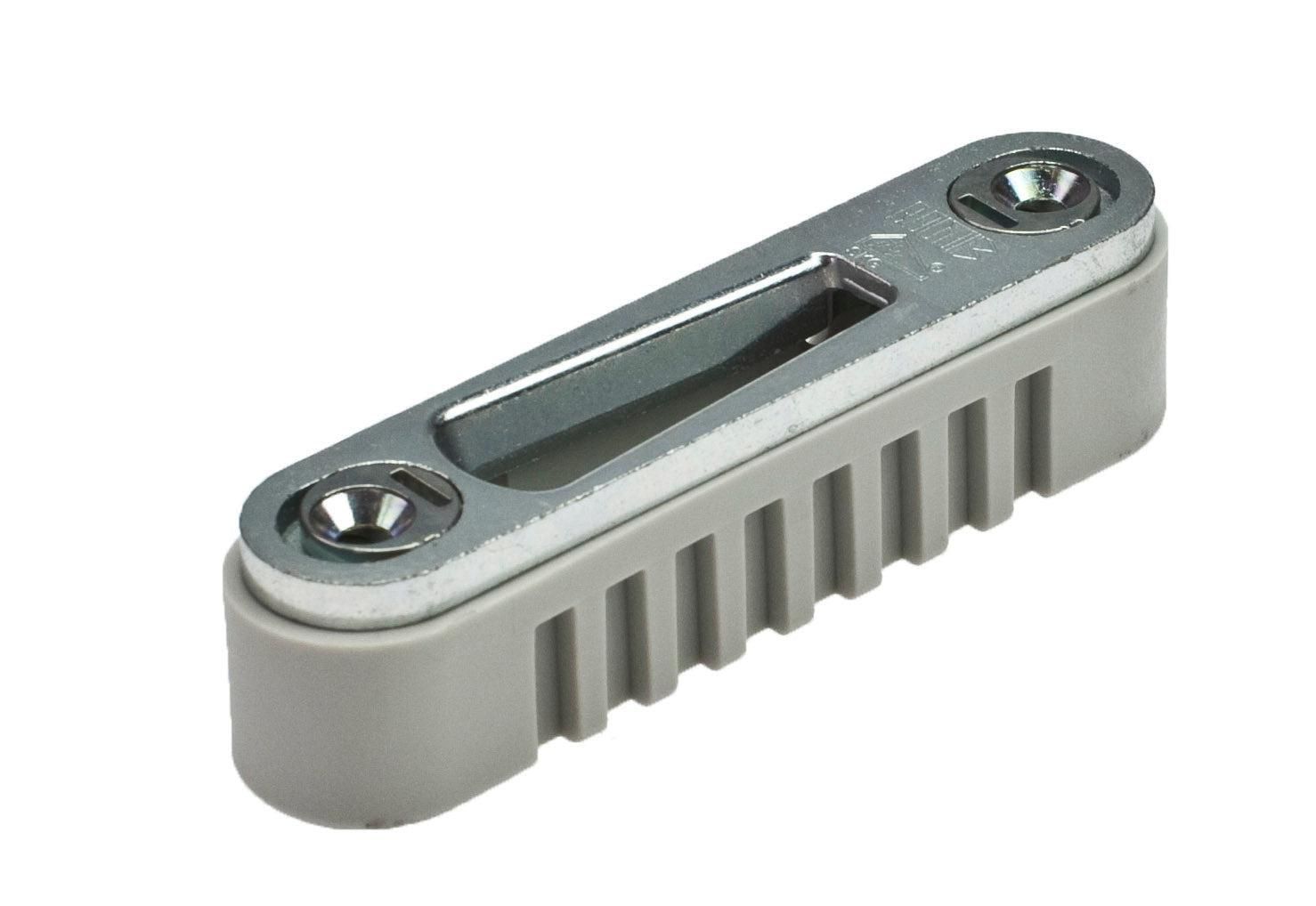 https://api.mastertools.nl/media/catalog/product/cache/4ac98b0d5e81b56bd000310ba88c60e0/h/m/hmb-sluitkom-met-sluitplaat-haakschoten-706300-08718418000834-mastertools_nl.jpg