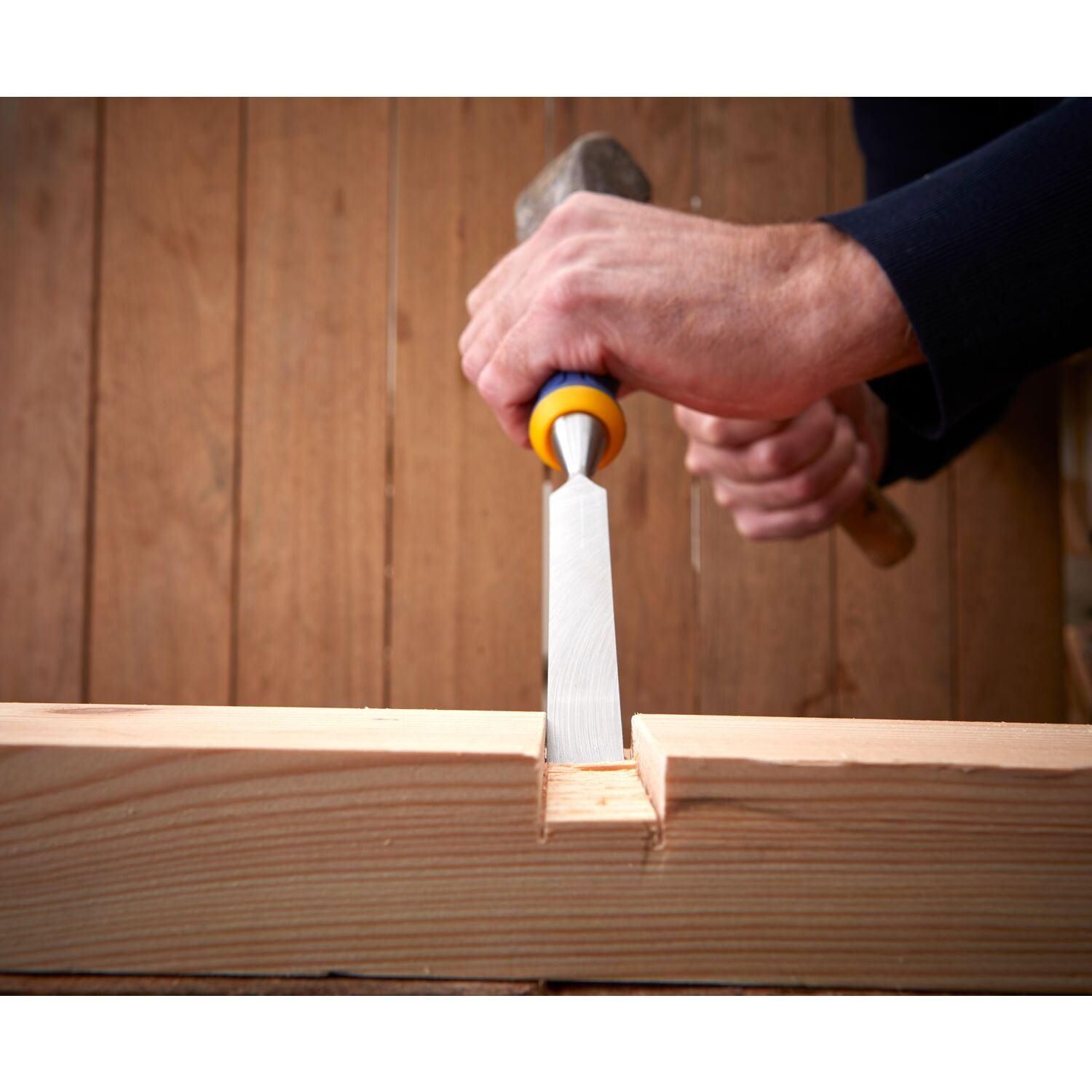 https://api.mastertools.nl/media/catalog/product/cache/4ac98b0d5e81b56bd000310ba88c60e0/i/r/irwin-universele-beitel-met-slagkap-ms500-20-mm-10501707-5706915017076-mastertools_nl-5.jpg