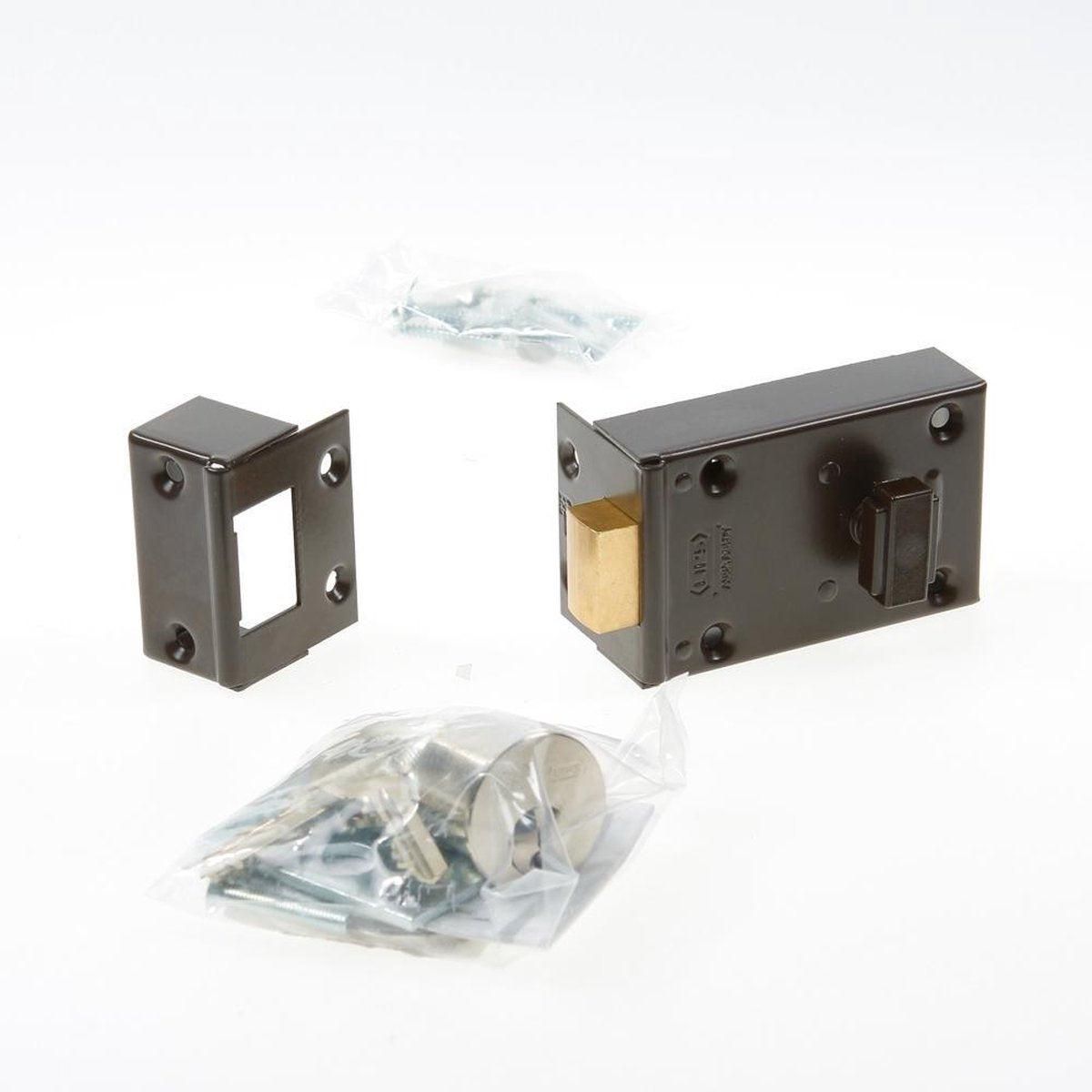 https://api.mastertools.nl/media/catalog/product/cache/4ac98b0d5e81b56bd000310ba88c60e0/l/i/lips-opleg-cilinderslot-met-nachtschoot-bruin-1758-2-rechts-draaiend-9858023-8714002755623-mastertools_nl-3.jpg
