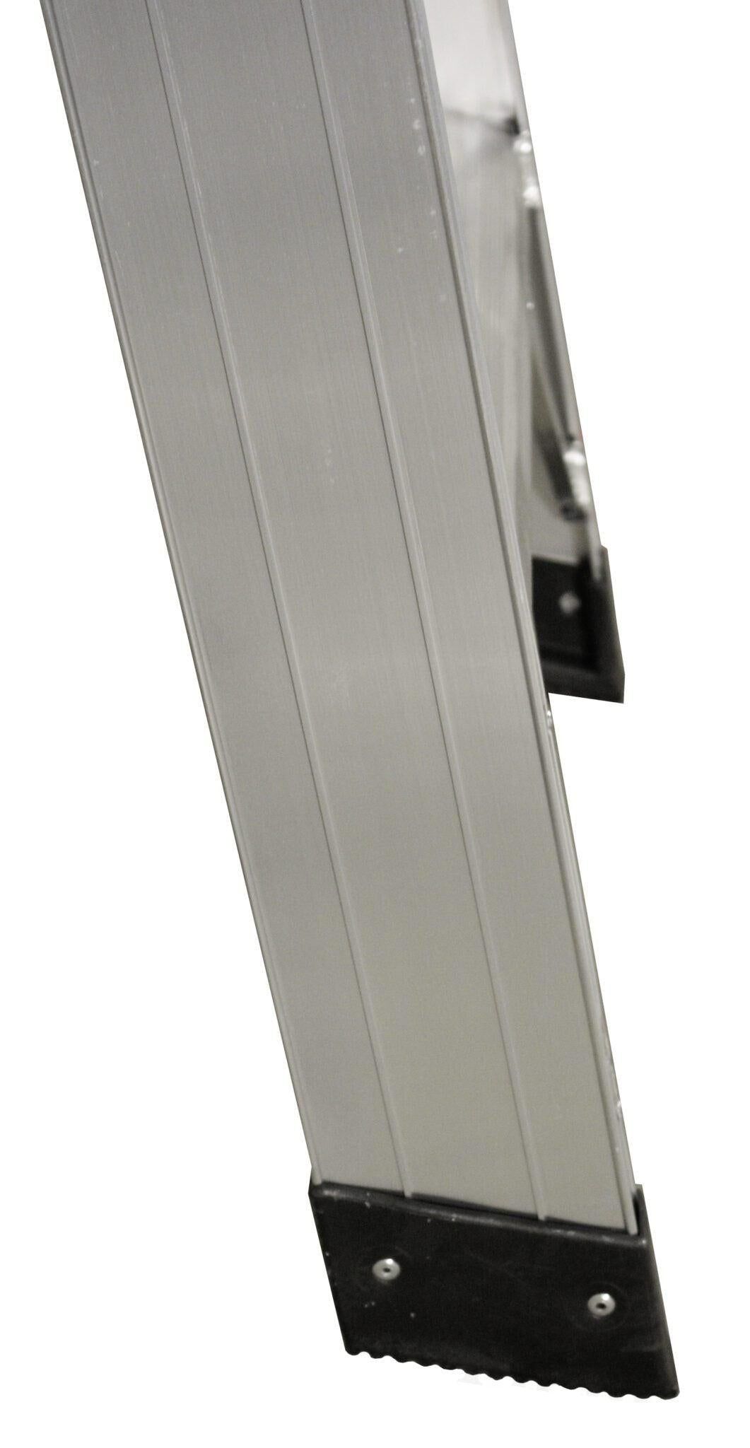 https://api.mastertools.nl/media/catalog/product/cache/4ac98b0d5e81b56bd000310ba88c60e0/l/i/little-jumbo-magazijntrap-1x10-treden-4904100110-7436944239207-mastertools_nl-2.jpg