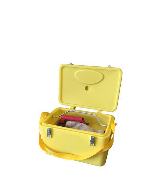 https://api.mastertools.nl/media/catalog/product/cache/4ac98b0d5e81b56bd000310ba88c60e0/l/i/little-jumbo-slagvaste-toolbox-50-liter-1823250-3534740004464-mastertools_nl.jpg