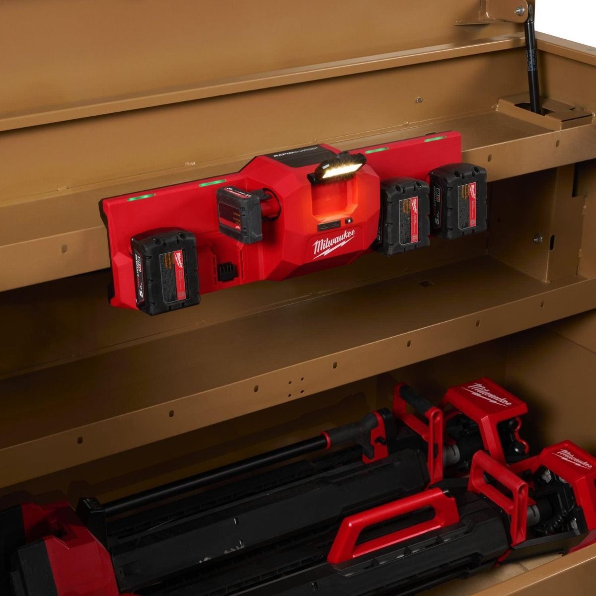 https://api.mastertools.nl/media/catalog/product/cache/4ac98b0d5e81b56bd000310ba88c60e0/m/1/m12-18_gbc4--app_3.jpg