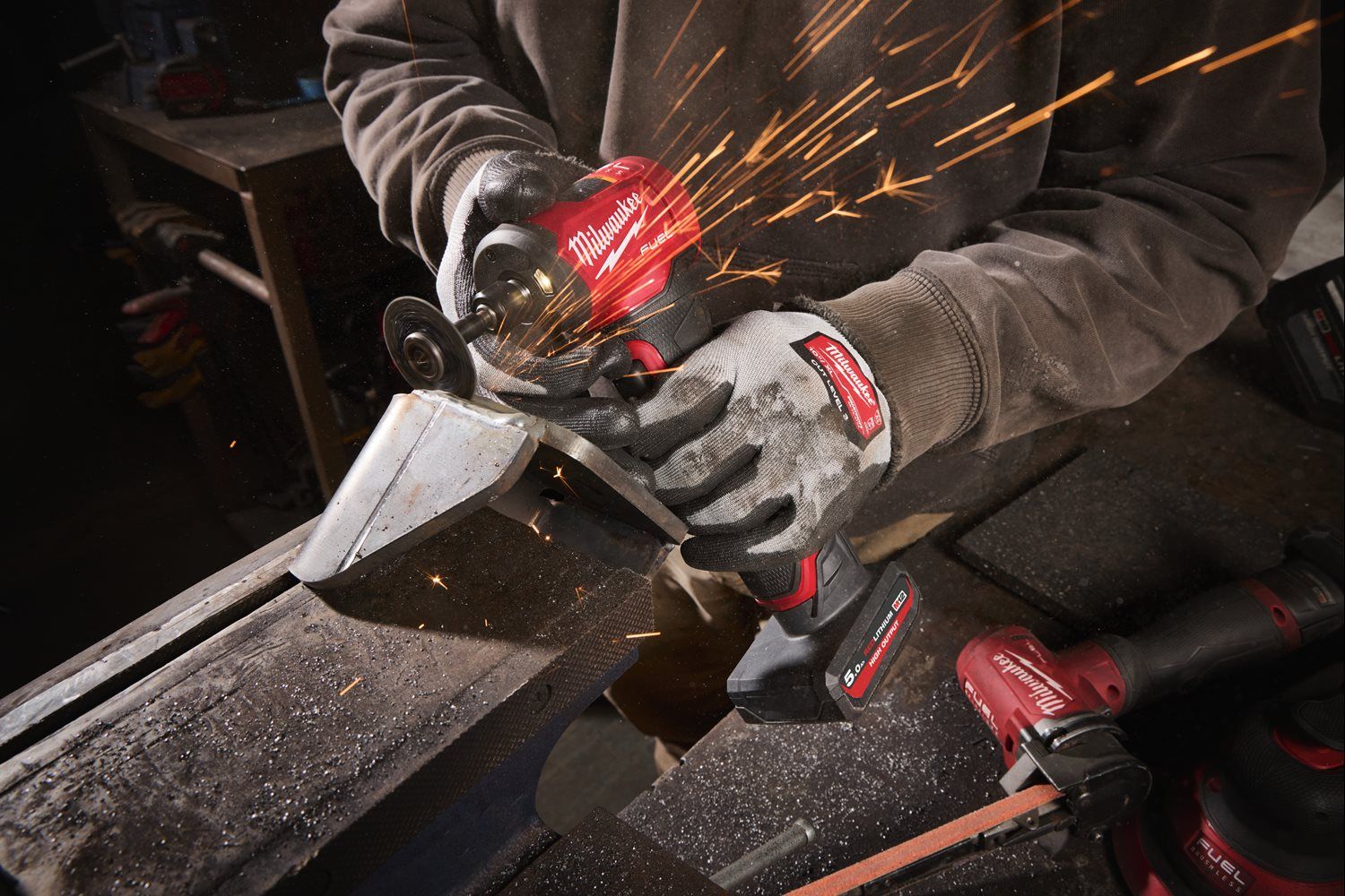 https://api.mastertools.nl/media/catalog/product/cache/4ac98b0d5e81b56bd000310ba88c60e0/m/1/m12_fdga2-0--app_7.jpg