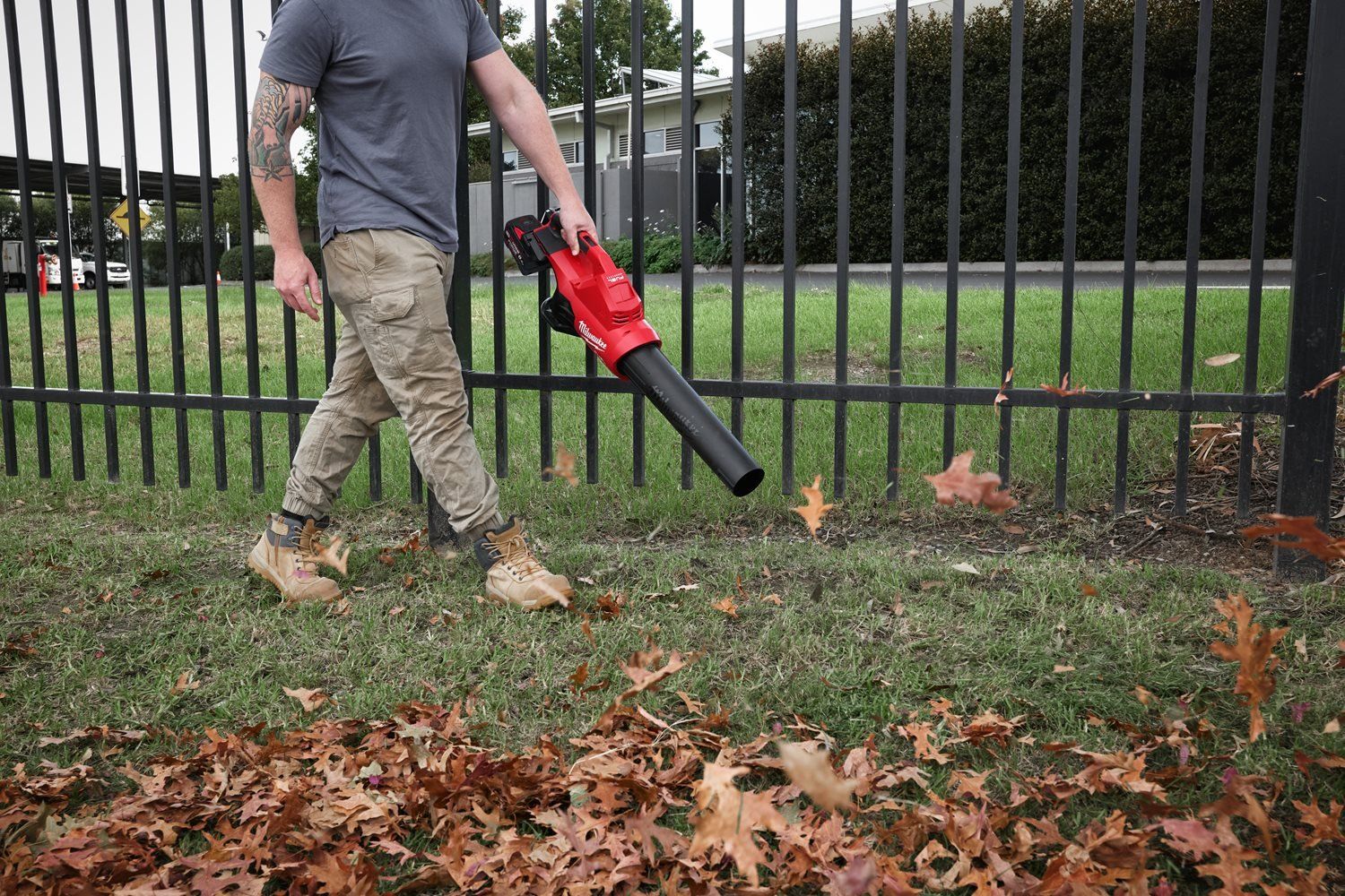 https://api.mastertools.nl/media/catalog/product/cache/4ac98b0d5e81b56bd000310ba88c60e0/m/1/m18_f2bl-802--app_11.jpg