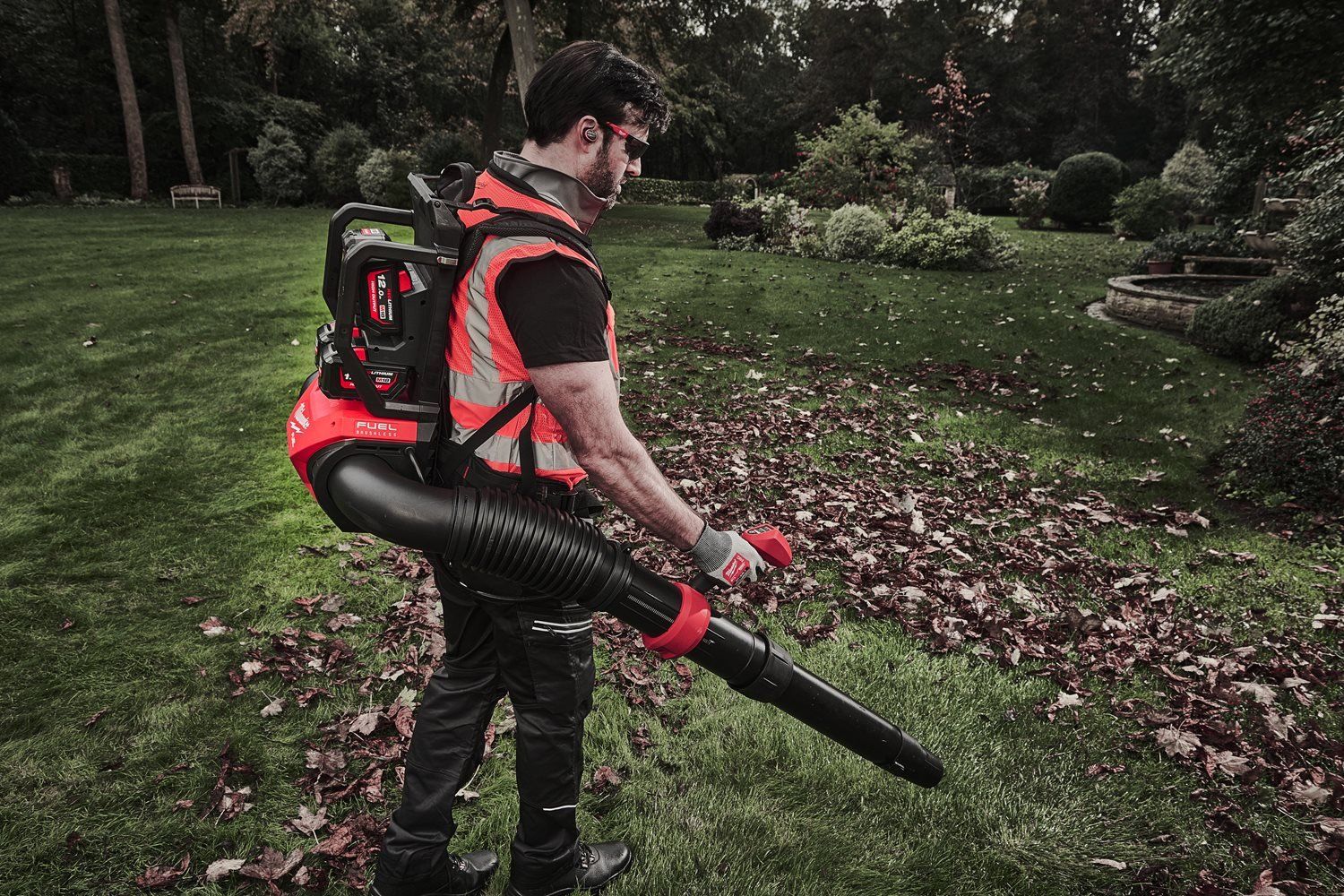 https://api.mastertools.nl/media/catalog/product/cache/4ac98b0d5e81b56bd000310ba88c60e0/m/1/m18_f2bpb-124--app_2.jpg