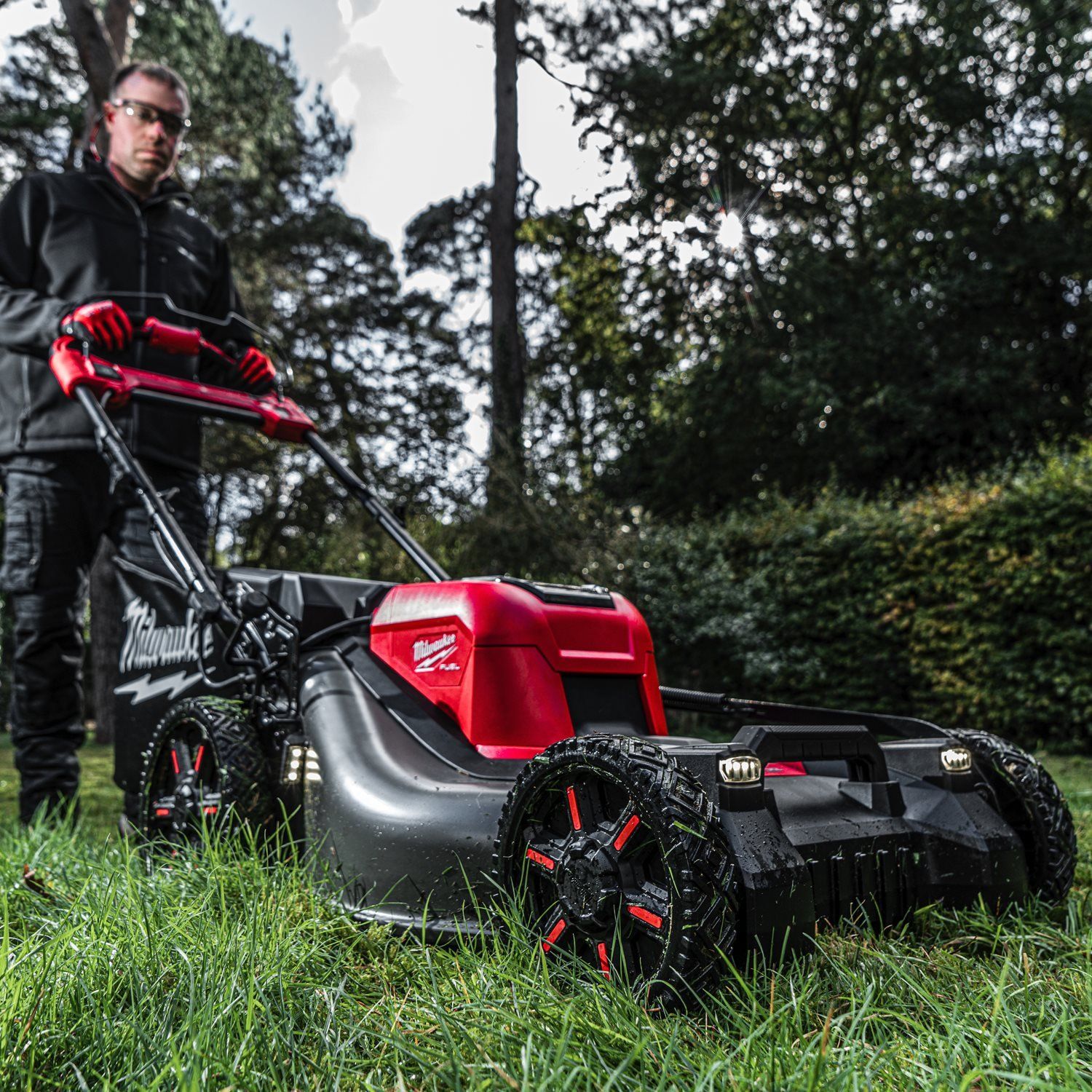 https://api.mastertools.nl/media/catalog/product/cache/4ac98b0d5e81b56bd000310ba88c60e0/m/1/m18_f2lm53-122--app_6.jpg
