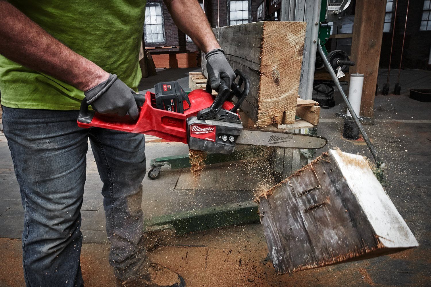 https://api.mastertools.nl/media/catalog/product/cache/4ac98b0d5e81b56bd000310ba88c60e0/m/1/m18_fchs35-122--app_2.jpg