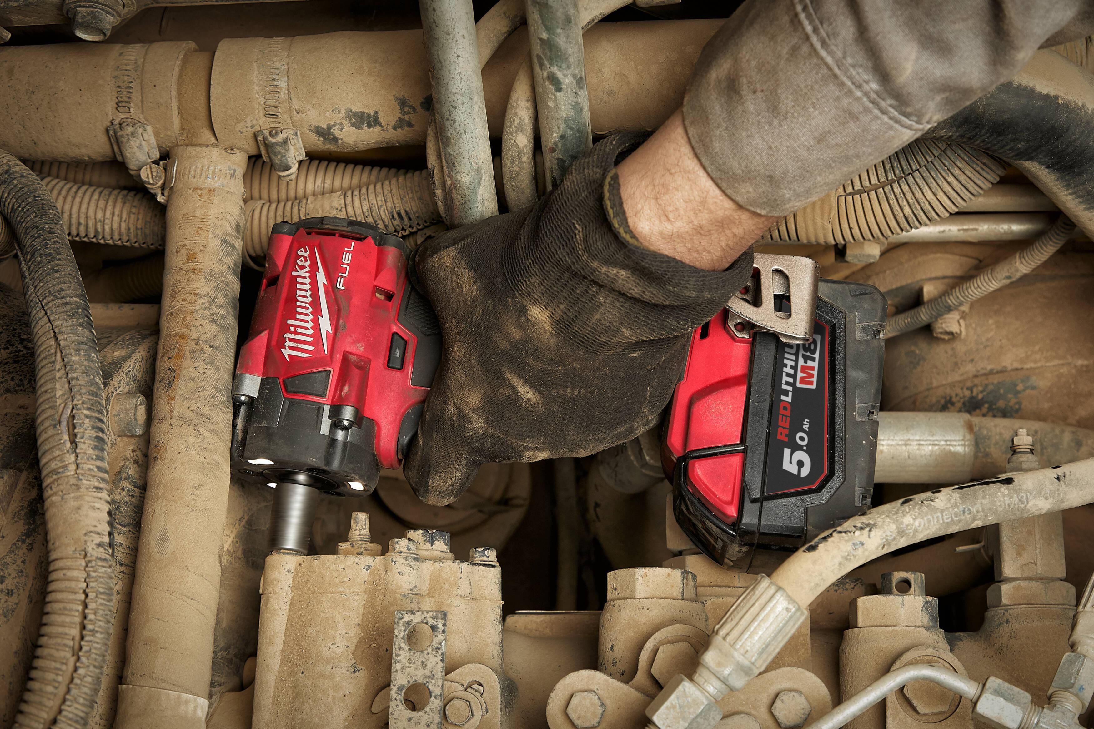 https://api.mastertools.nl/media/catalog/product/cache/4ac98b0d5e81b56bd000310ba88c60e0/m/1/m18_fiw2f38-502x--app_1.jpg